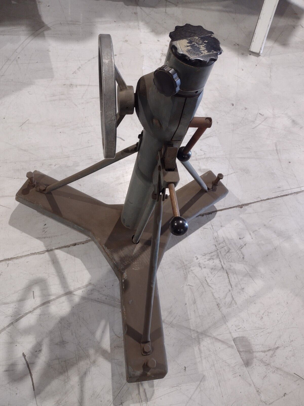 Keuffel & Esser 71-5025 Heavy Duty 3-1/2 x 8 Portable Meterology Stand - Maverick Industrial Sales