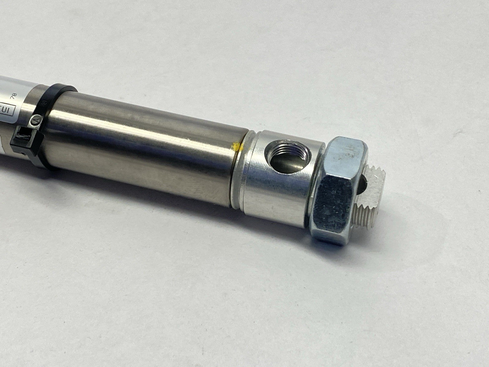 SMC NCMKE075-0400C Pneumatic Cylinder 3/4" Bore 4" Stroke - New – Open box - Maverick Industrial Sales