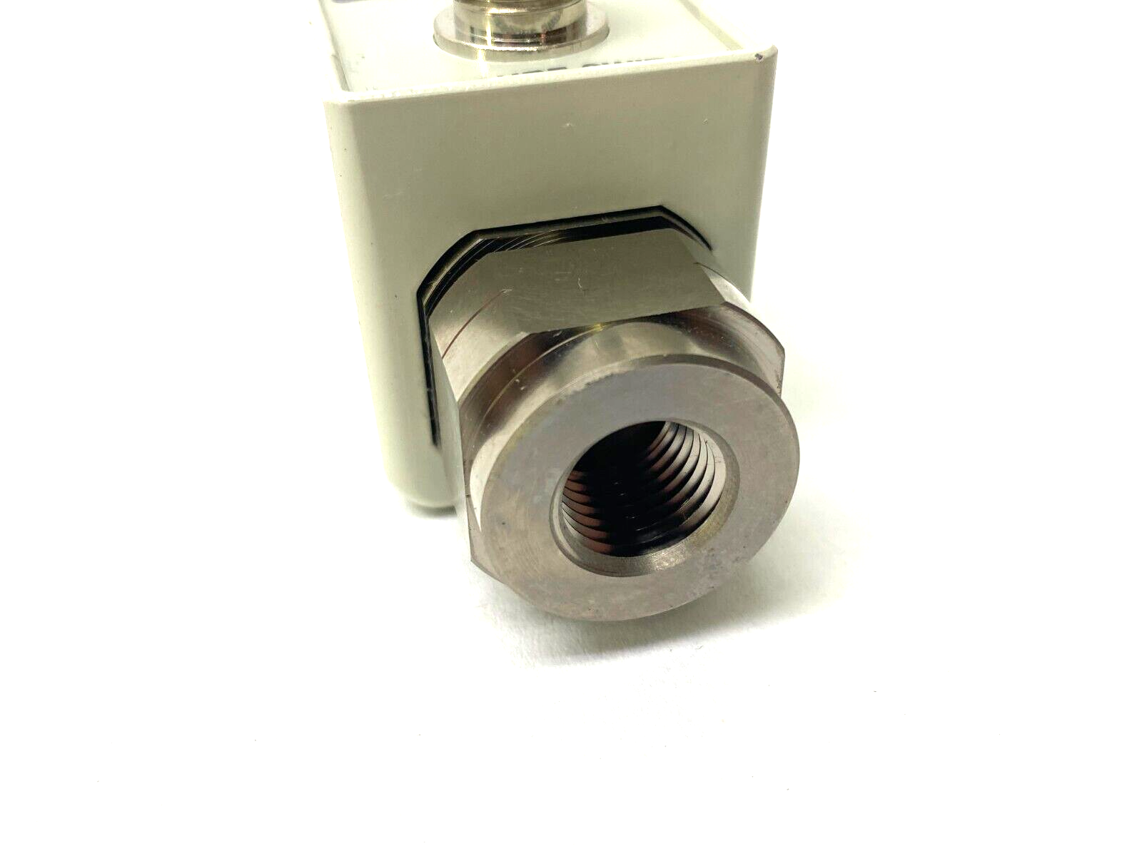 SMC ISE70-N02-65-P Digital Pressure Switch 0~150psi 24~24VDC - Maverick Industrial Sales