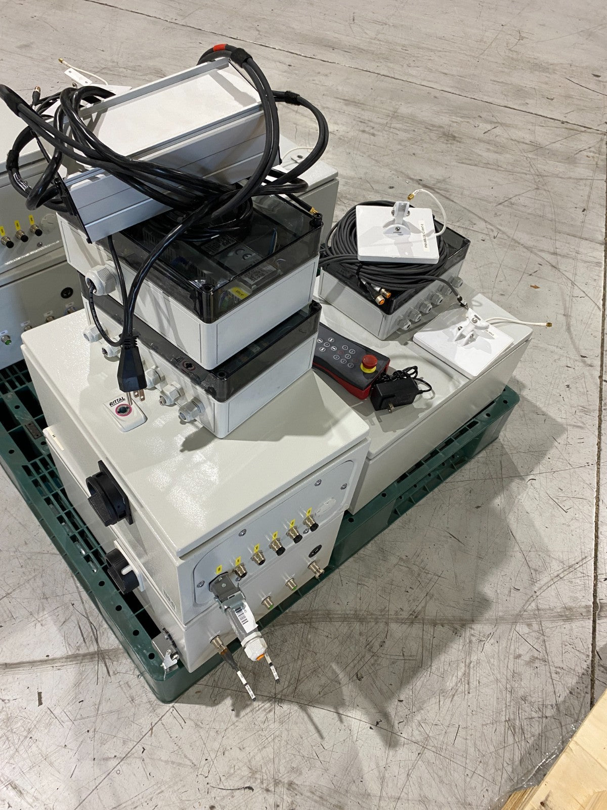 L1200 L1200-Li | Grenzebach AGV's, Automated Guided Vehicles (2020) LOT OF 2 - Used - Maverick Industrial Sales