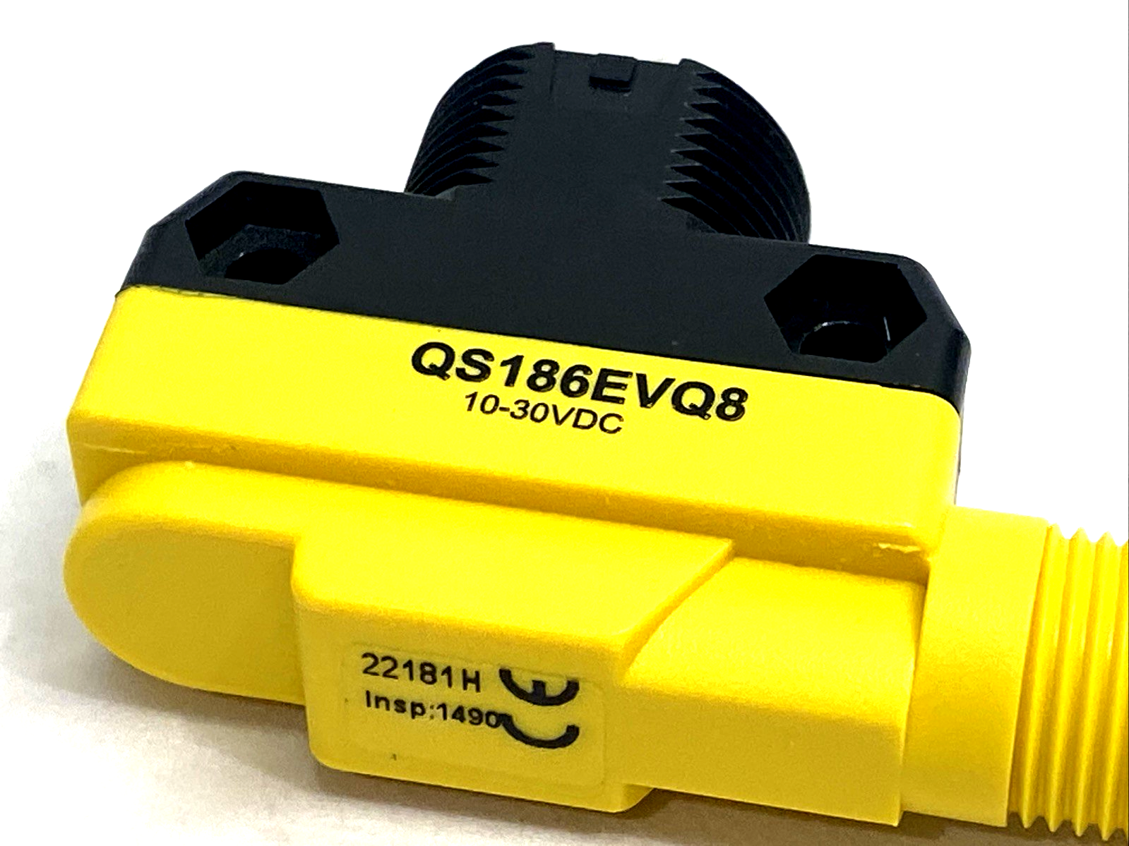 QS186EVQ8 | Banner WORLD-BEAM Photoelectric Sensor M12 Male 4-Pin 86444 - New - Maverick Industrial Sales