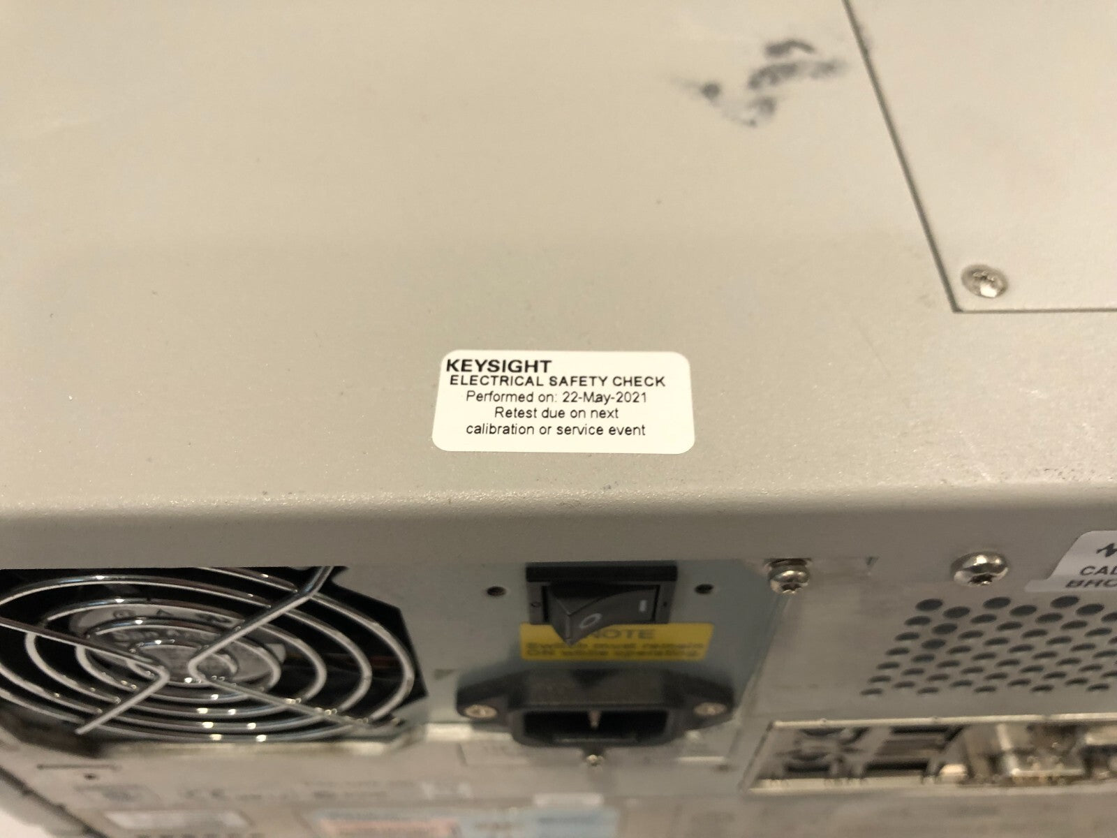 47718033