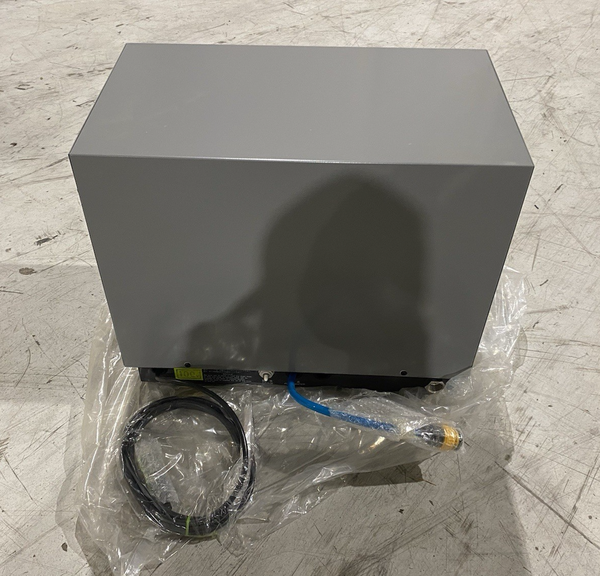 WS-1 | Espec Water Purifier, 12 L/hr Water Production Cap. 400x400x280 - Open box - Maverick Industrial Sales