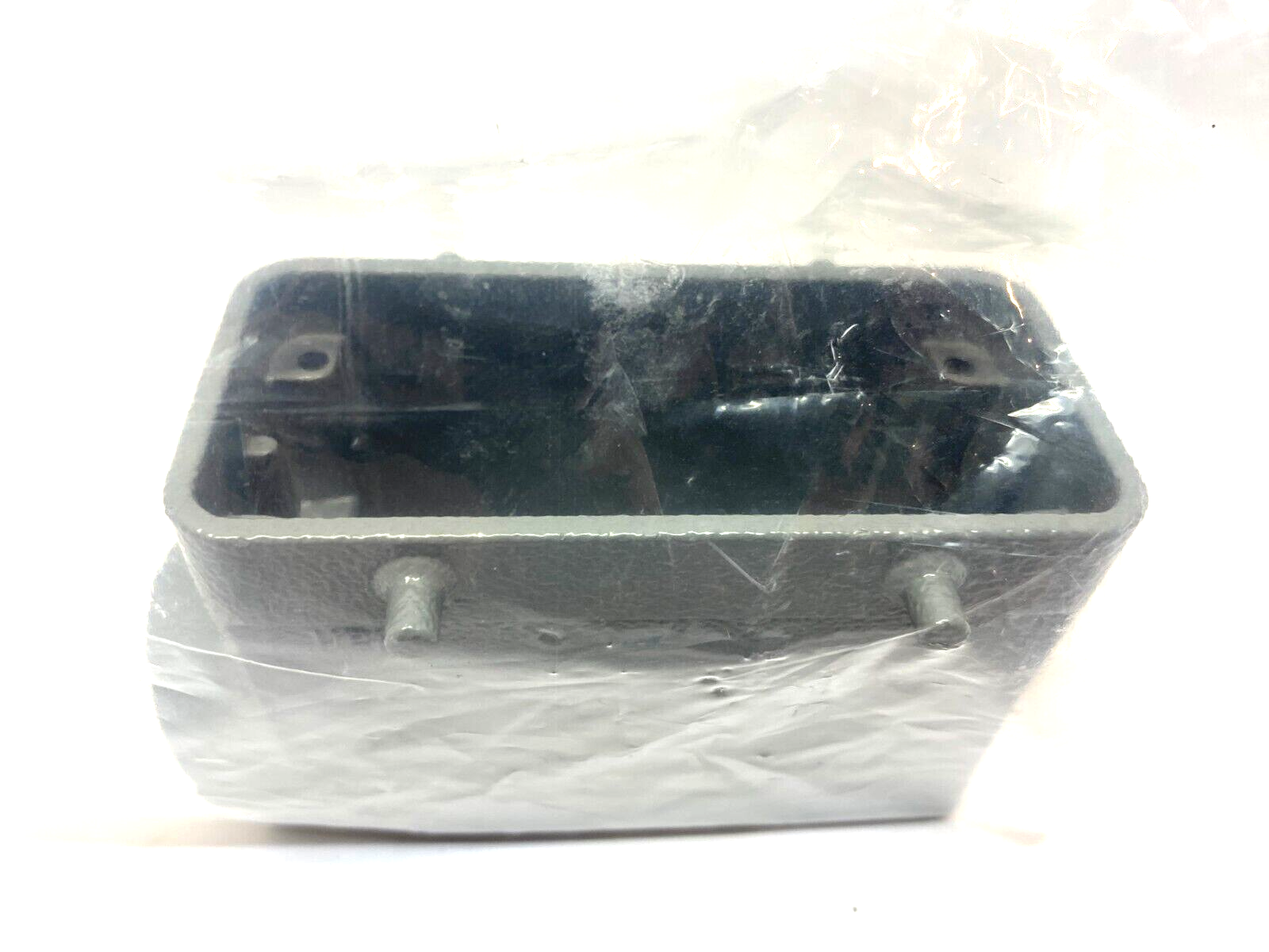 Harting 19300161522 Aluminum Hood Side-Entry Han 16B-HSE-M32 - Maverick Industrial Sales