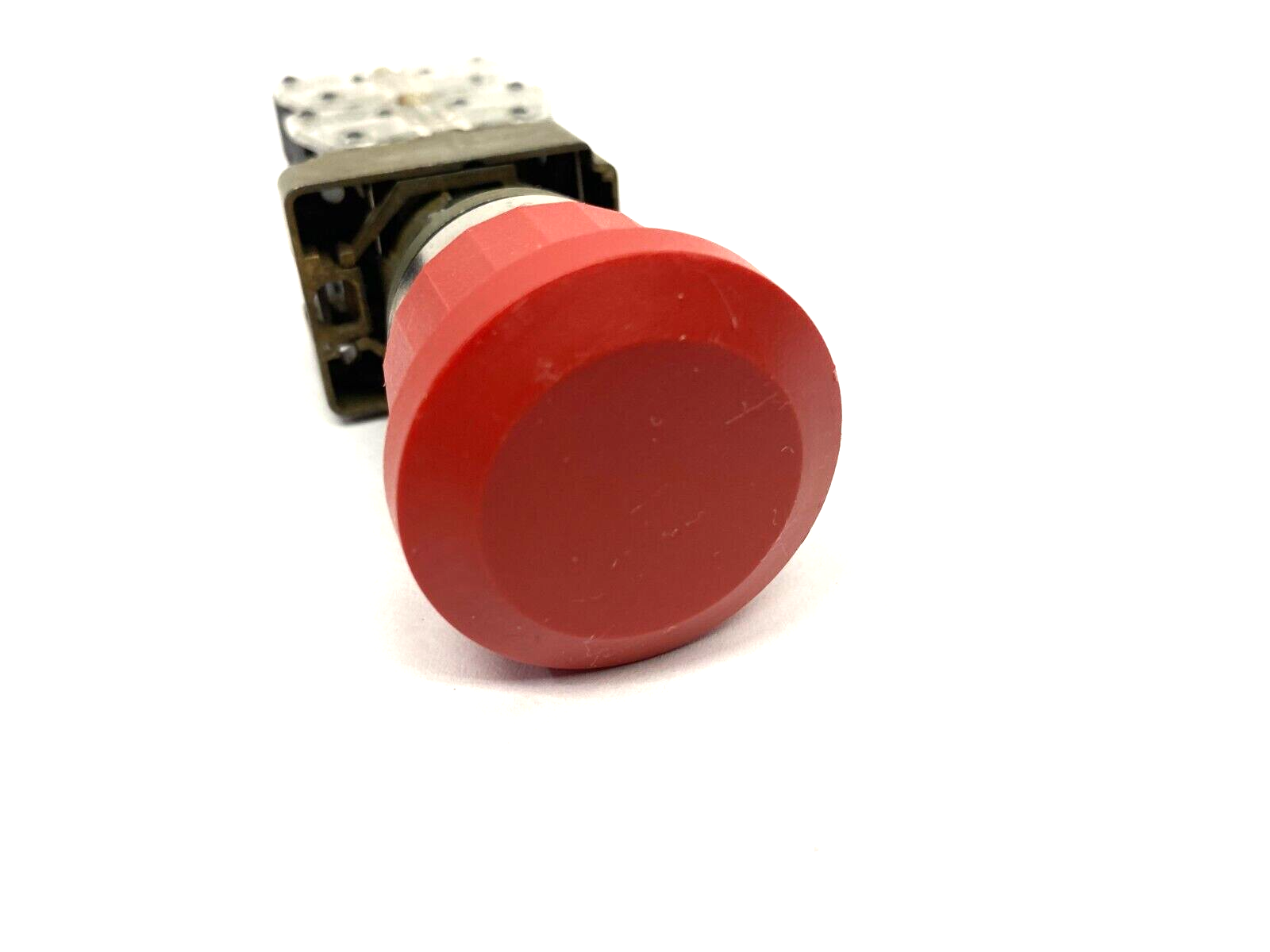 Push/Pull Emergency Stop Pushbutton, Red Mushroom Head, Metal Collar 22mm - Maverick Industrial Sales