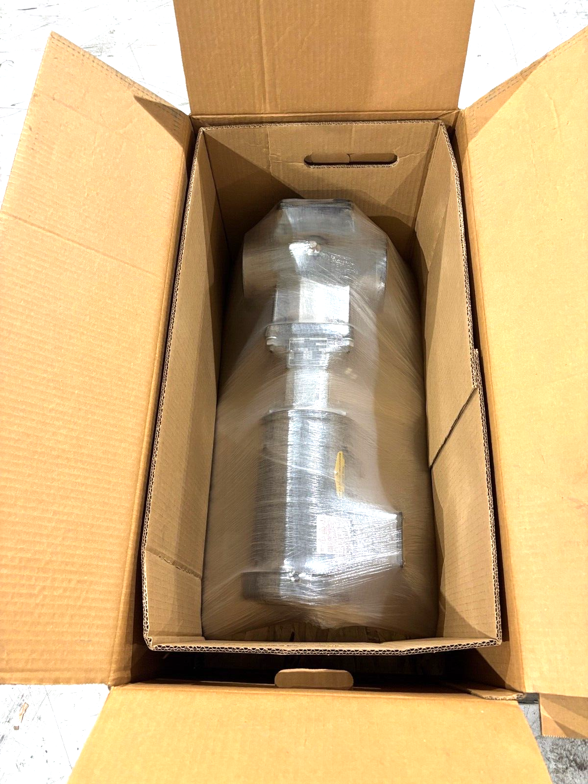 Grundfos CR3-7 KP-FGJ-A-E-HQQE Verticle Centrifugal Pump, 1 HP 230/460V 99584059 - Maverick Industrial Sales