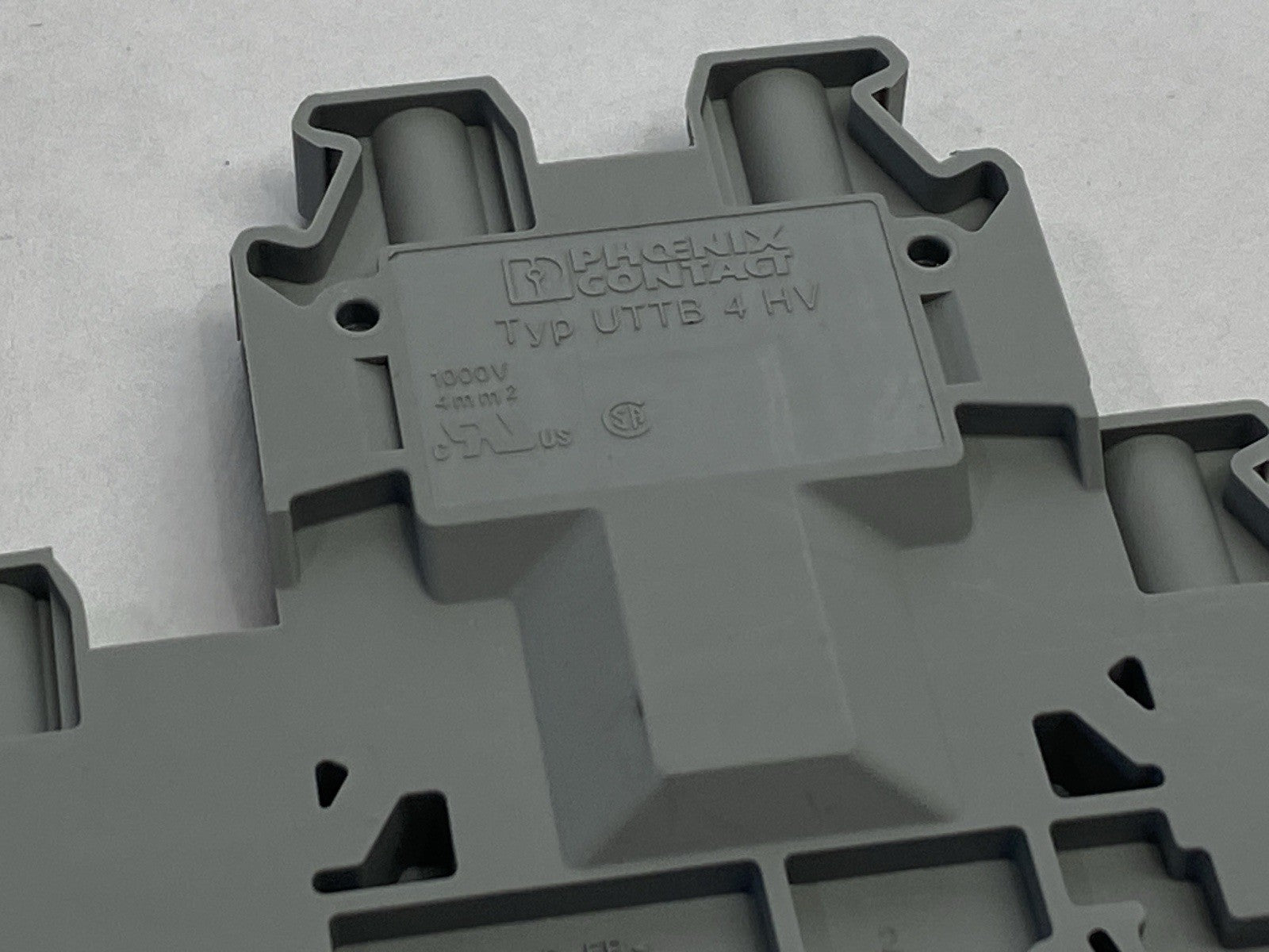 Phoenix Contact UTTB 4 HV Double Level Terminal Blocks Gray 3000610 LOT OF 18 - Maverick Industrial Sales