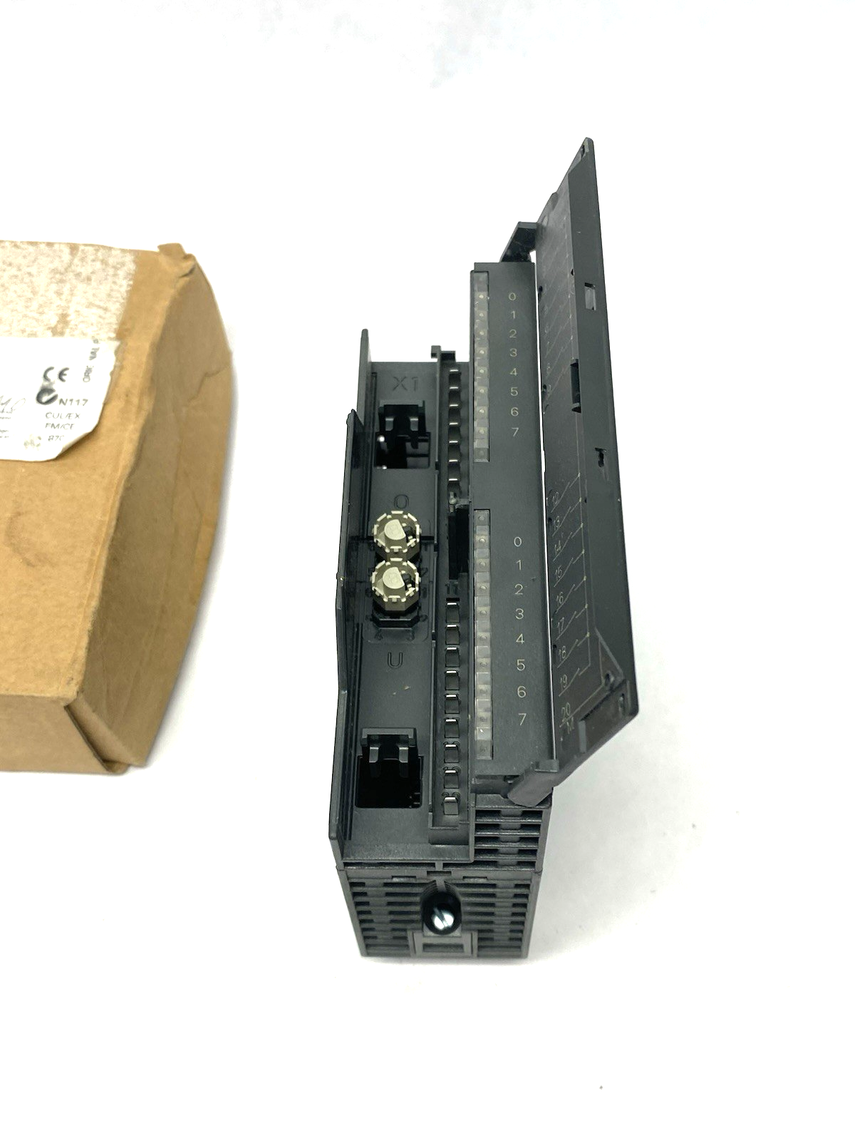 Siemens 6ES7321-1BH02-0AA0 SIMATIC S7-300 Digital Input SM 321 Isolated, 16 DI - Maverick Industrial Sales