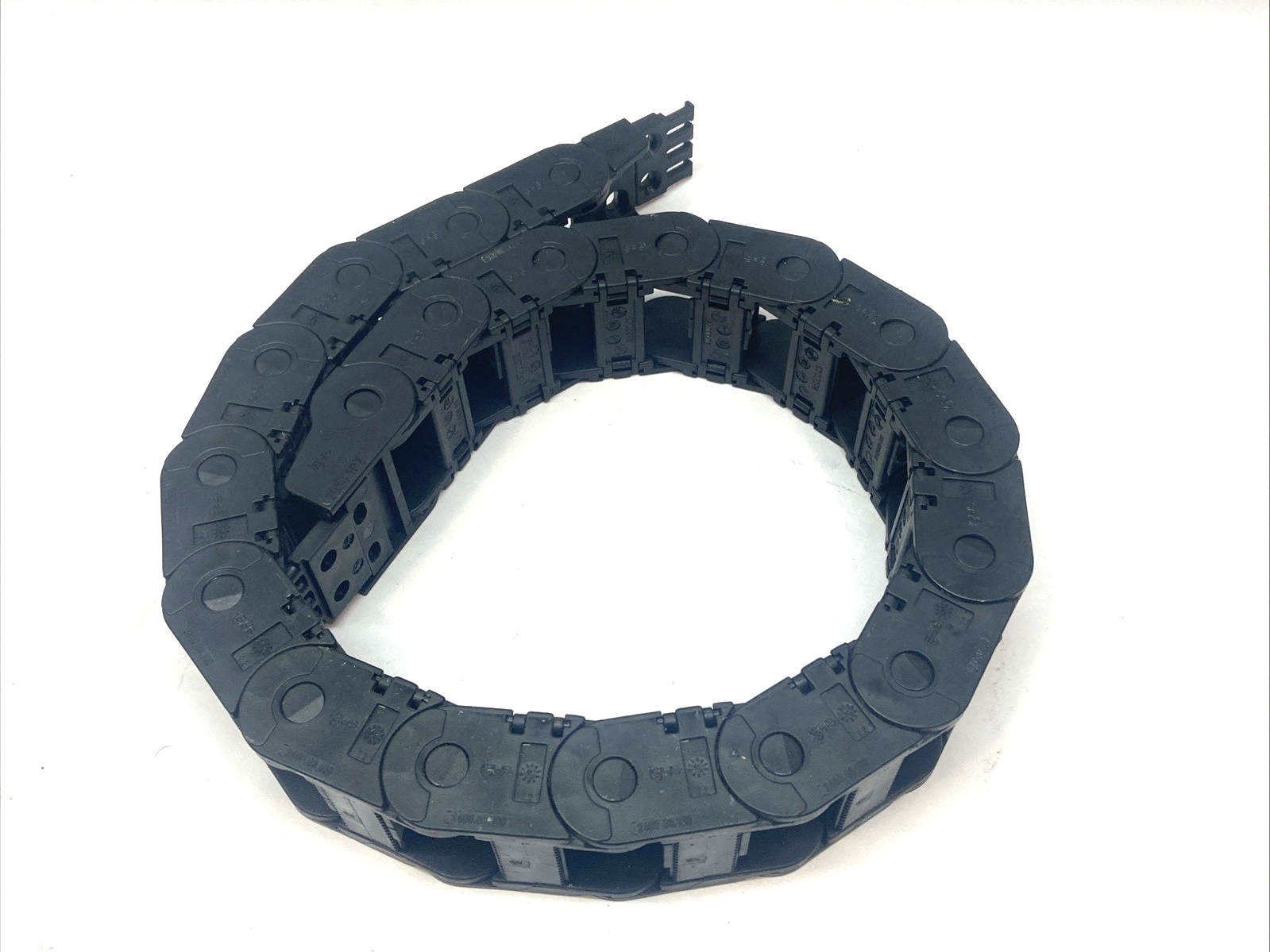 Igus 2400.03.100 Cable Chain 18 Links w/ 2030.PZ & 2030.ZB End Links - Maverick Industrial Sales