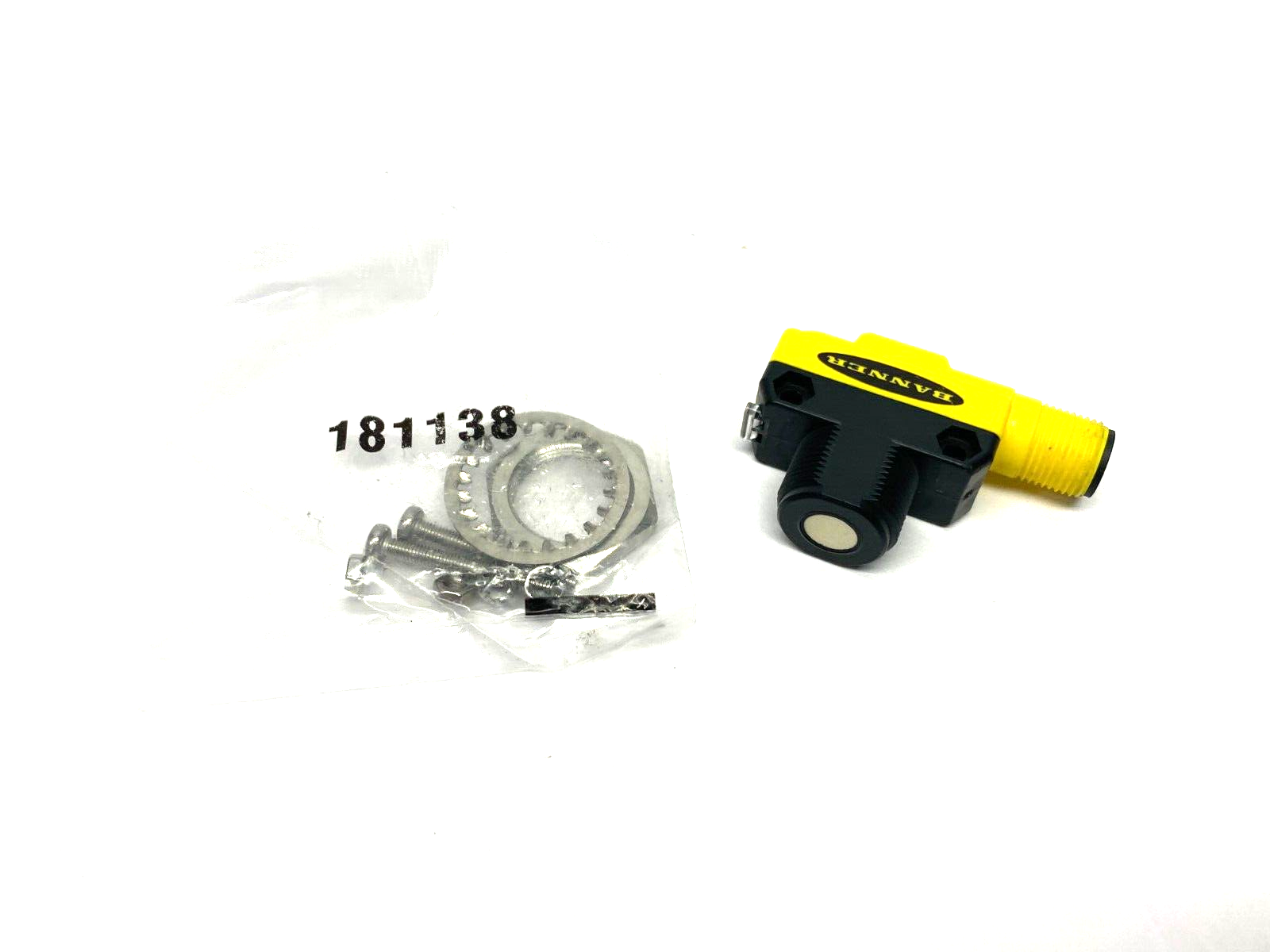 Banner QS18UPAQ8 Compact High Speed Ultrasonic Sensor M12, 4-Pin, 12-30VDC 73156 - Maverick Industrial Sales