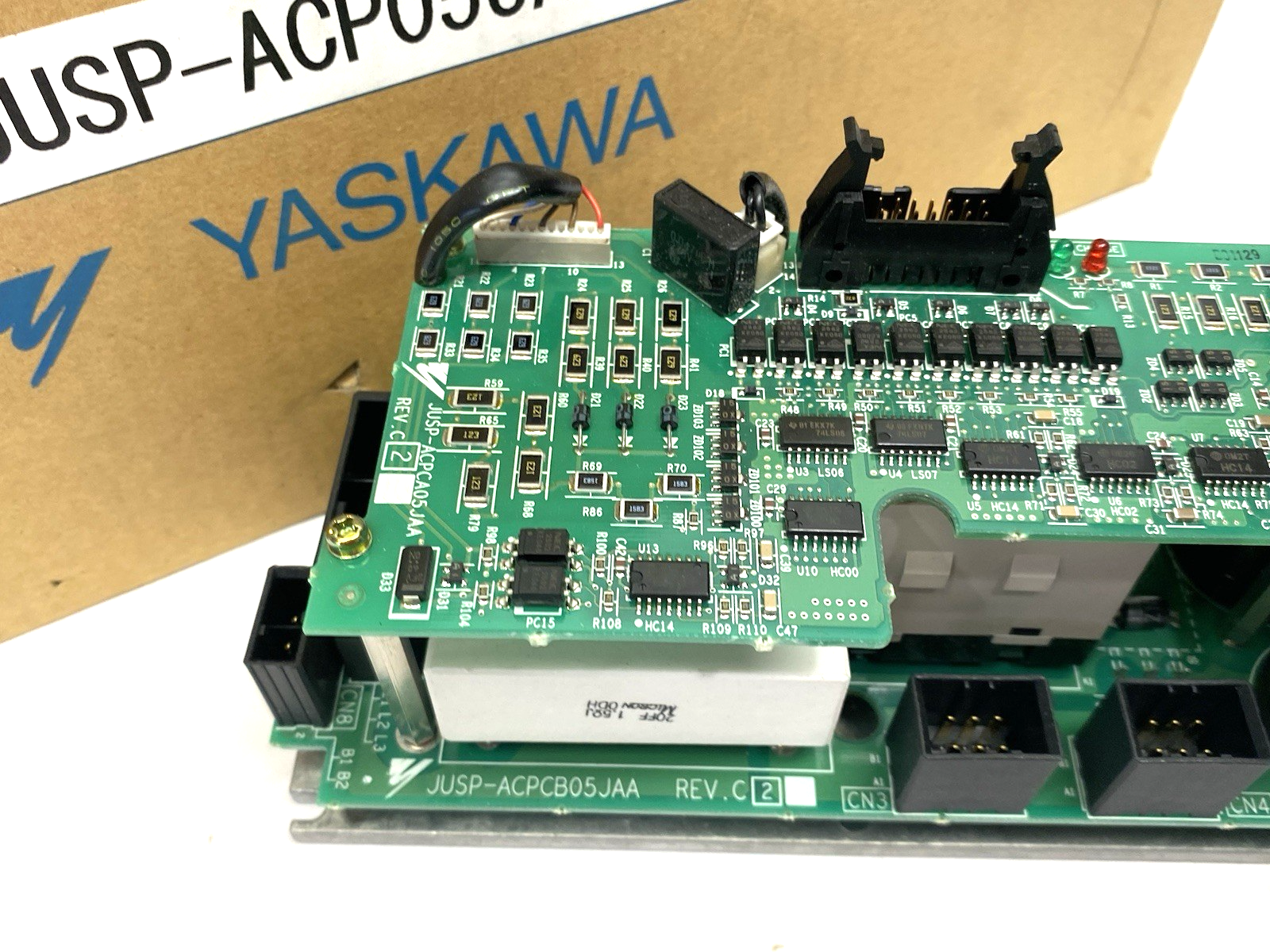 JUSP-ACP05JAA | Yaskawa Robotic Servopack XRC Converter - New – Open box - Maverick Industrial Sales