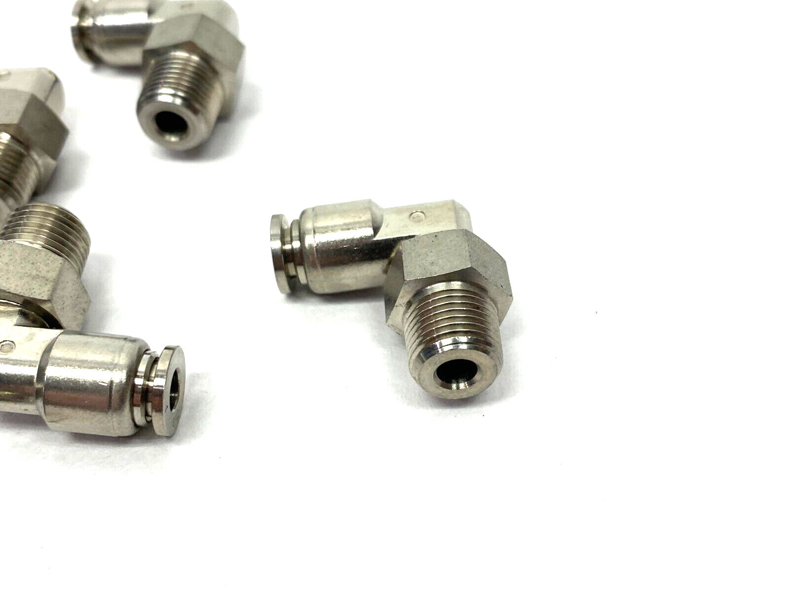Stainless Steel Swivel Snap-Connect Elbow Fitting 4mm OD 1/8" Thread LOT OF 8 - Maverick Industrial Sales