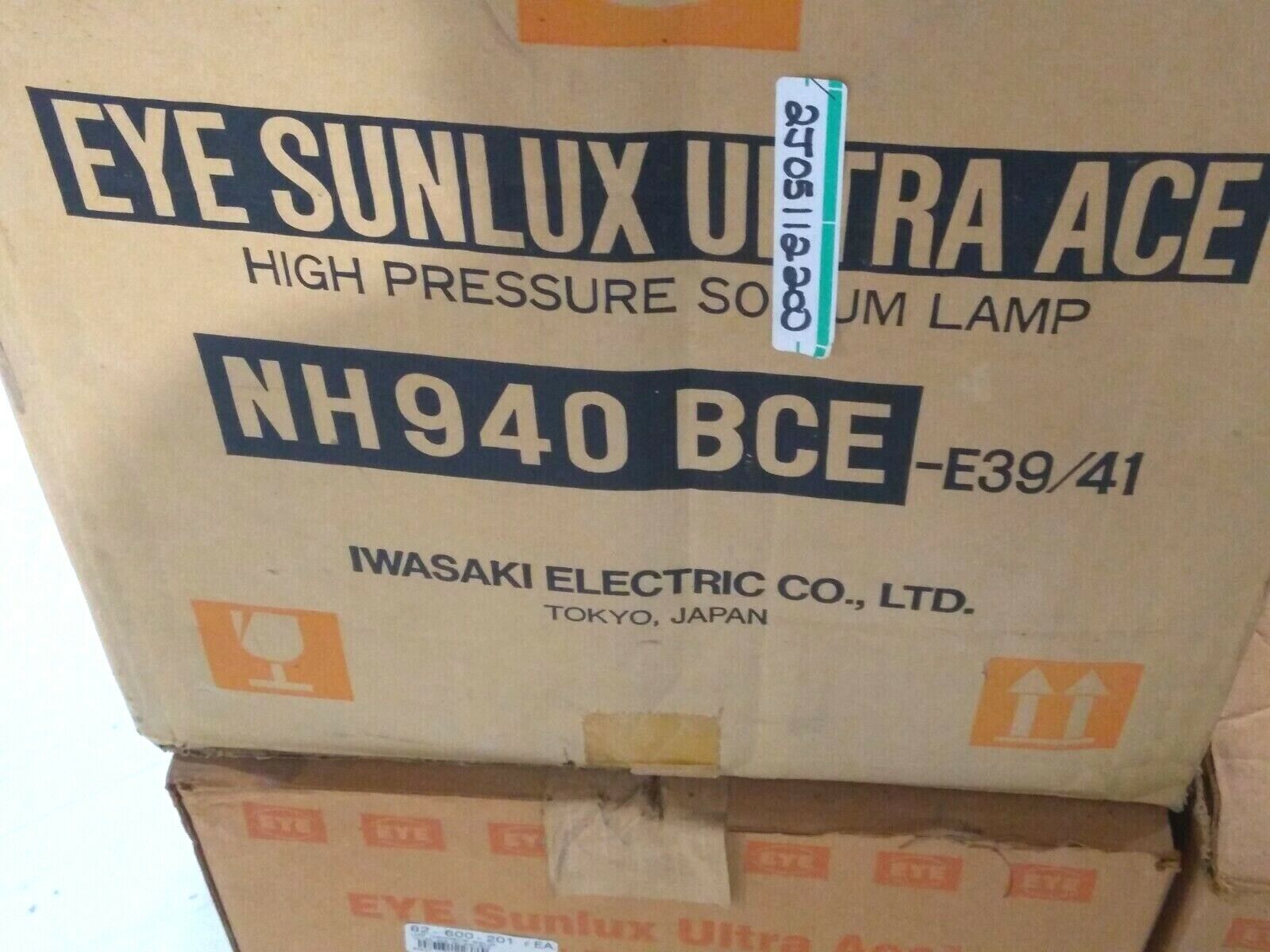 Iwasaki EYE Sunlux Ultra ACE NH940BCE RetroFit BT56 H36 & M47 HPSL LOT OF 37 - Maverick Industrial Sales