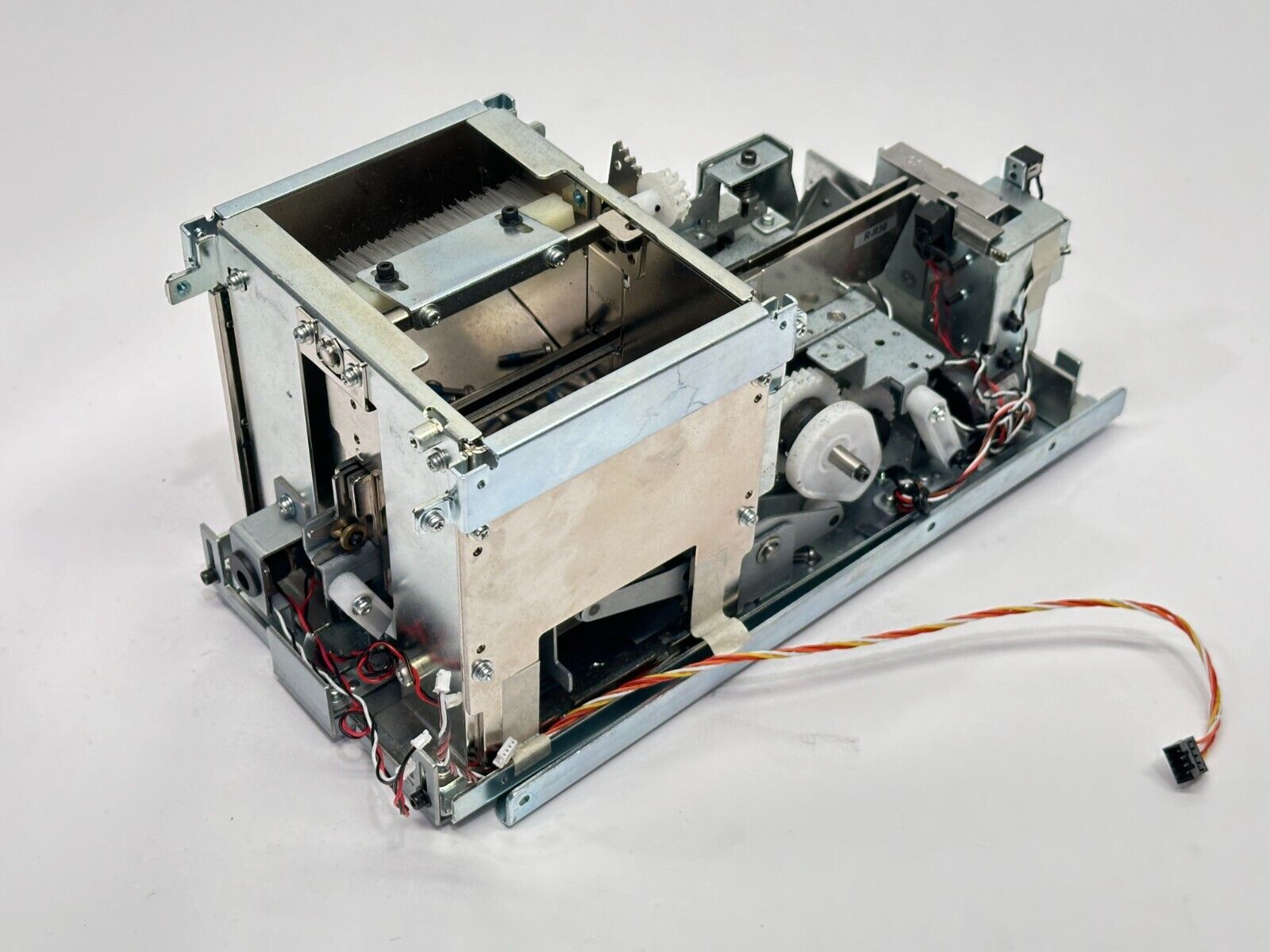 Janome JSP-R Automatic Screw Feeder Presenter - Maverick Industrial Sales