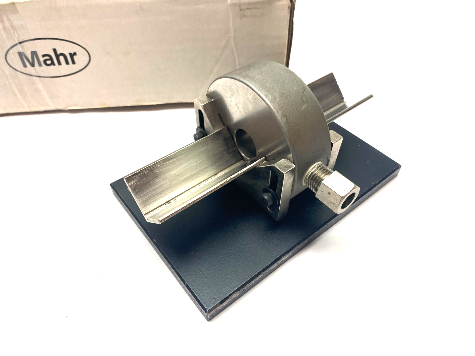 Mahr 2111362 Dimensionair 2-Jet Air Ring Gauge DR50-TGS2M-17.939-1 w/ Base Plate - Maverick Industrial Sales