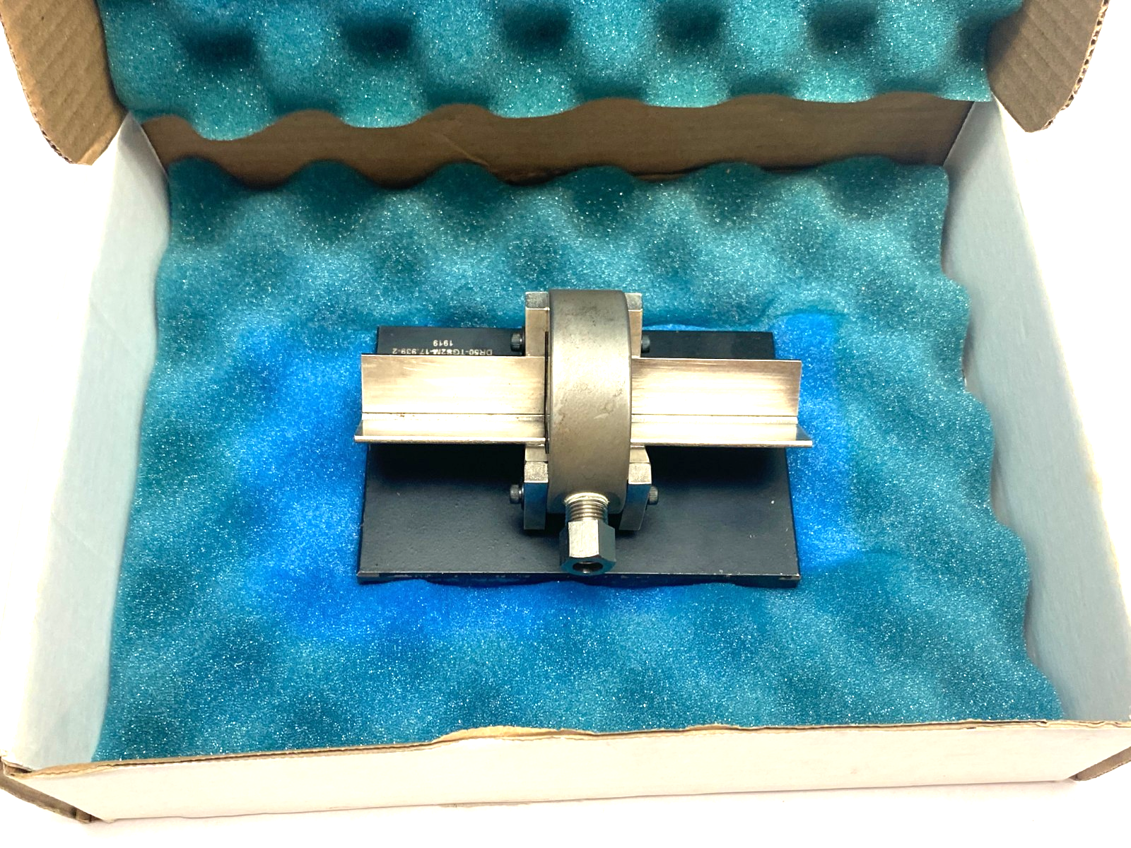 Mahr 2111362 Dimensionair 2-Jet Air Ring Gauge DR50-TGS2M-17.939-1 w/ Base Plate - Maverick Industrial Sales