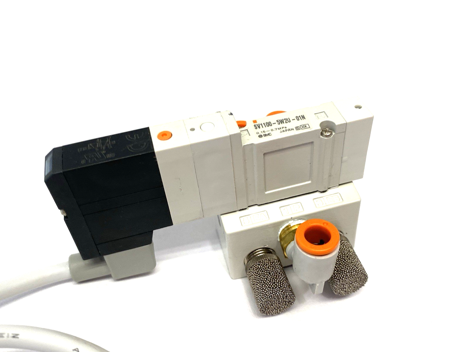 SV1100-5W2U-01N | SMC 5-Port 2-Position Single Solenoid Valve, 1/8" NPT - Used - Maverick Industrial Sales