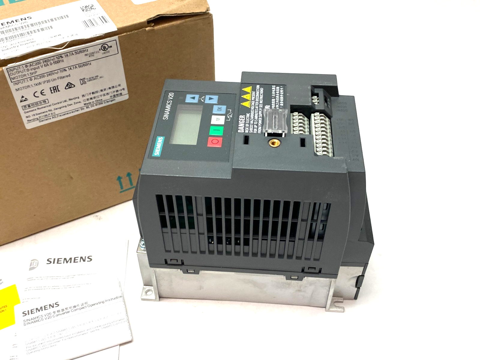 Siemens 6SL3210-5BB21-1UV1 Sinamics V20 Converter 1AC 230V 1.1kW Unfilt - Maverick Industrial Sales