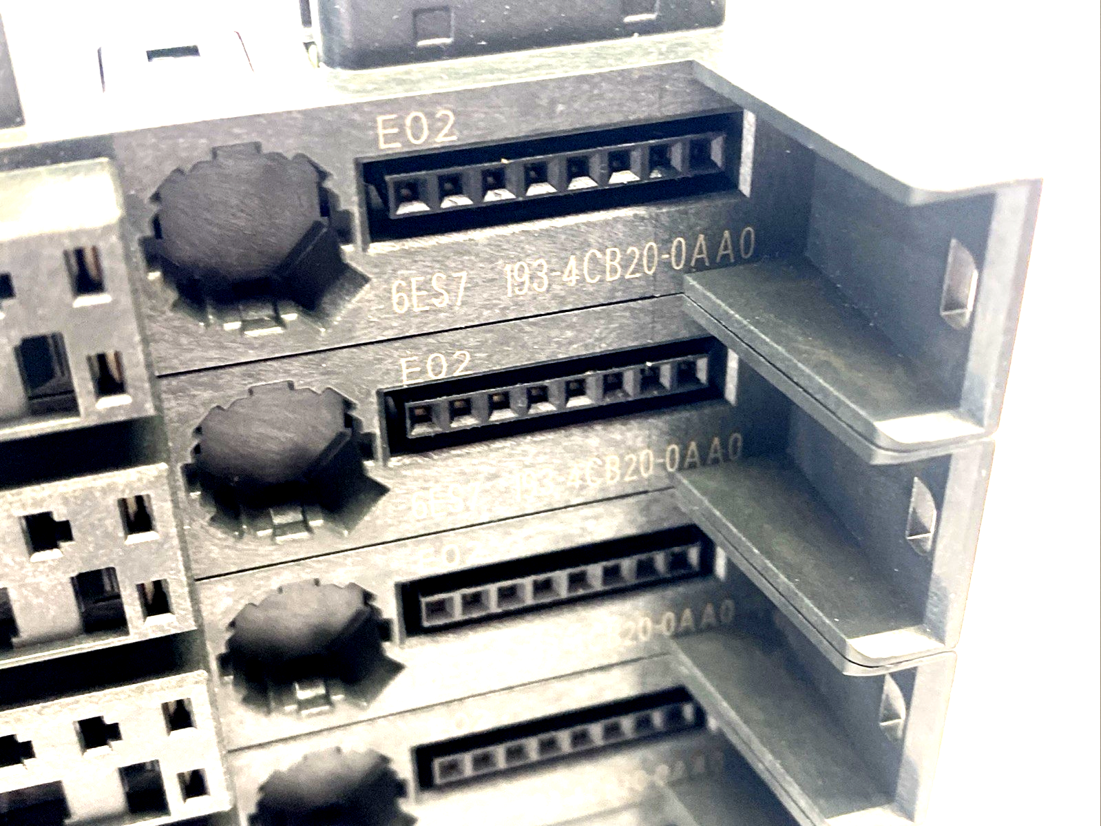 Siemens 6ES7193-4CB20-0AA0 SIMATIC DP 5 Terminal Modules TM-E15S24-01 5 MODULES - Maverick Industrial Sales