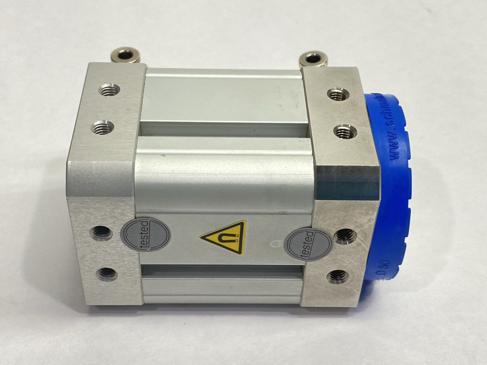 SGM-HD 50 G1/4-IG | Schmalz Pneumatic Magnetic Gripper 10.01.17.00273 BROKEN BOLT - For parts or not working - Maverick Industrial Sales