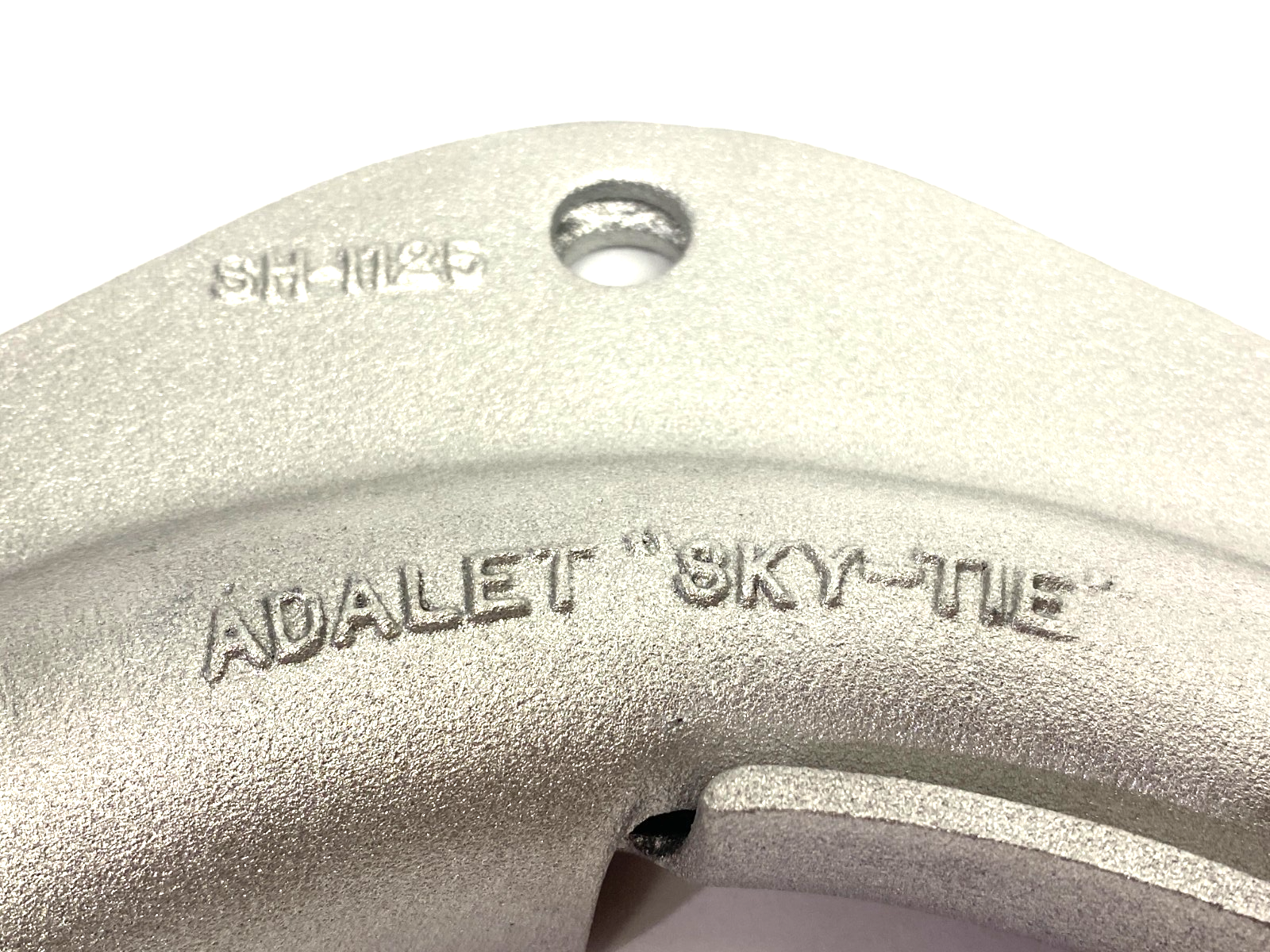 SH-1125 | Adalet Sky-Tie Bus Drop Cable Clamp 1-1/8 to 1-11/16" - New – Open box - Maverick Industrial Sales