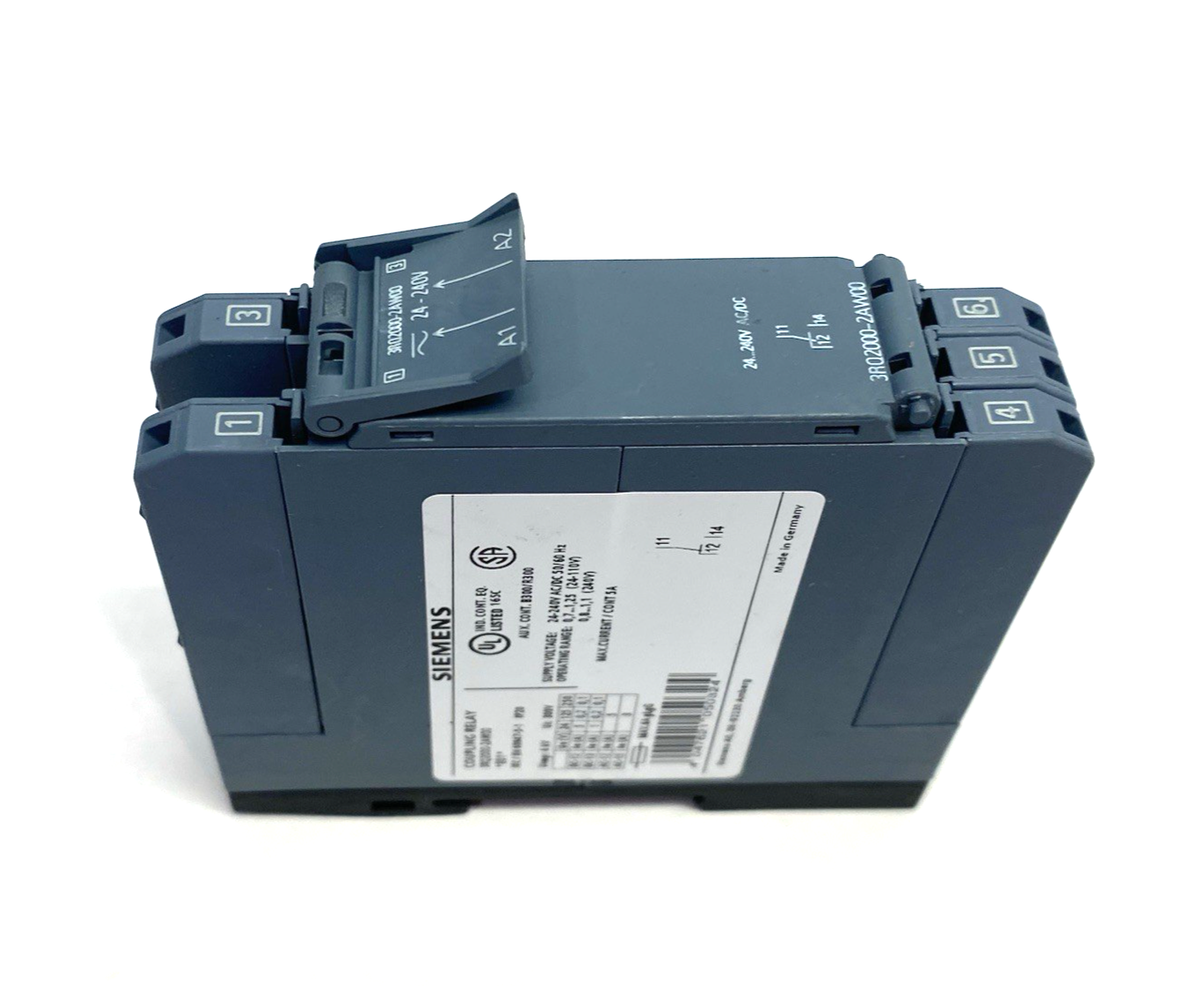 | Siemens 3RQ2000-2AW00 SIRIUS Coupling Relay 24-240V MISSING ONE COVER - Used - Maverick Industrial Sales