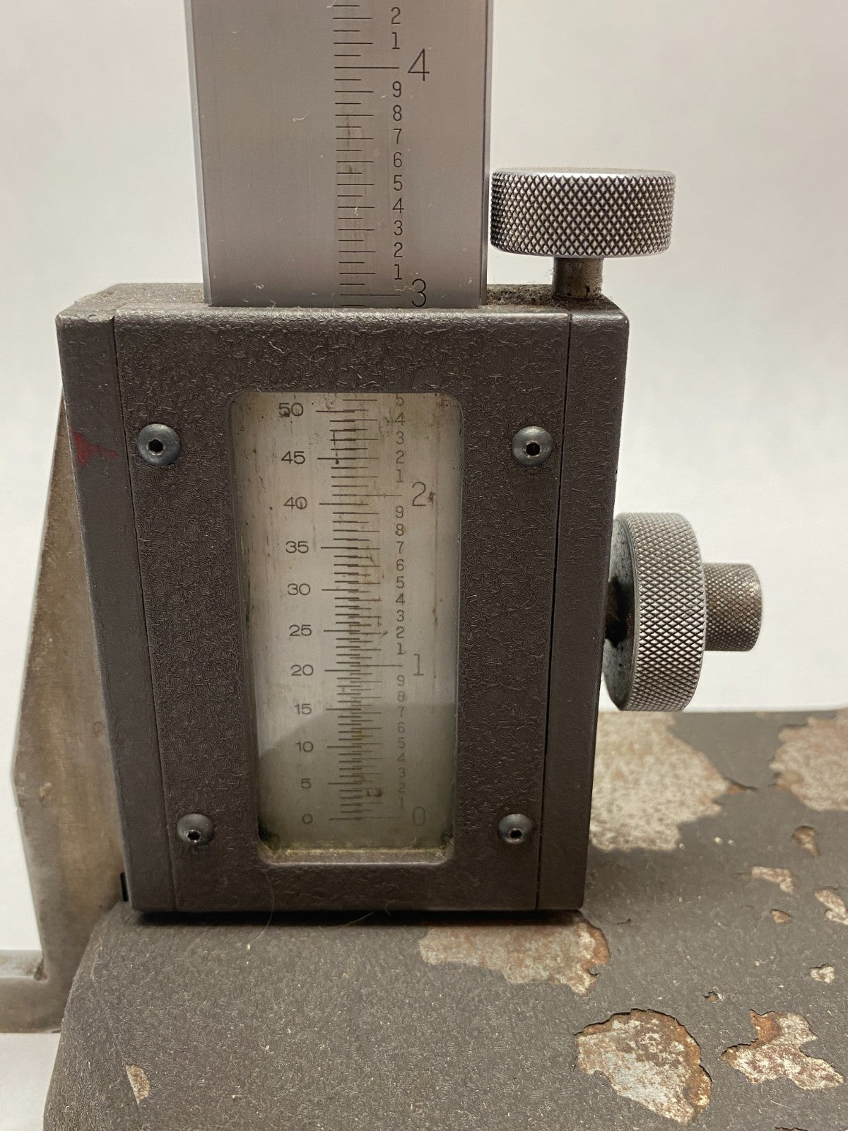 Brown & Sharpe 588 Benchtop 40" Height Gage - Maverick Industrial Sales