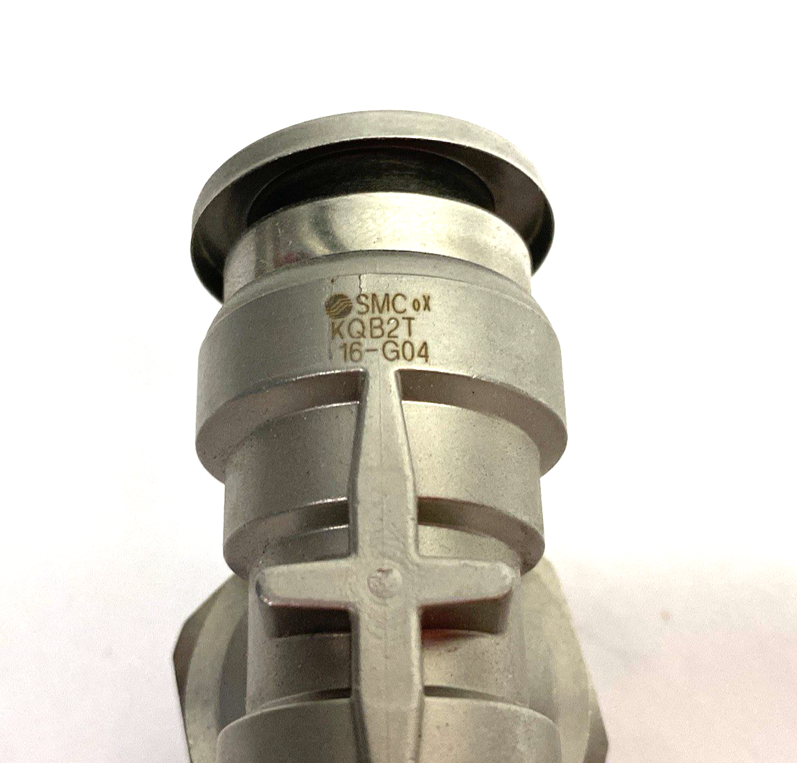 KQB2T16-G04 | SMC Metal Branch Tee Swivel Fitting 16mm OD Tube - New – Open box - Maverick Industrial Sales