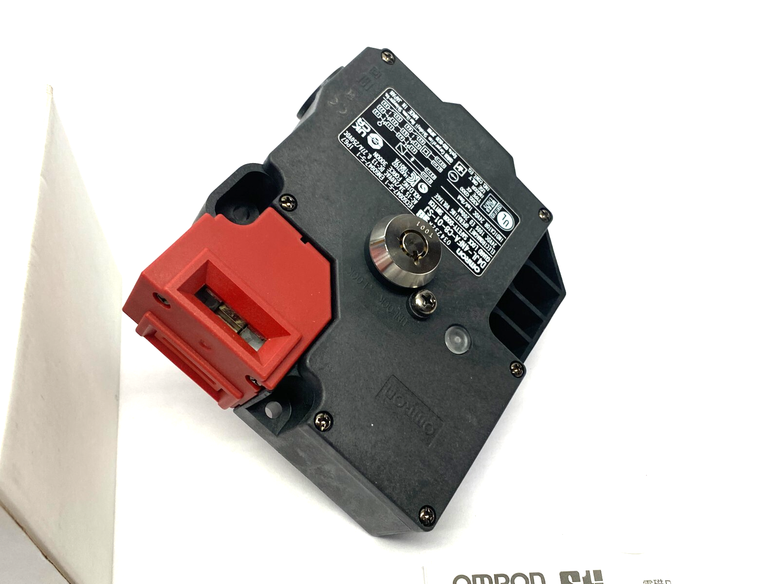 Omron D4JL-4NFA-C8-01-SJ Guard Lock Safety Door Switch - Maverick Industrial Sales