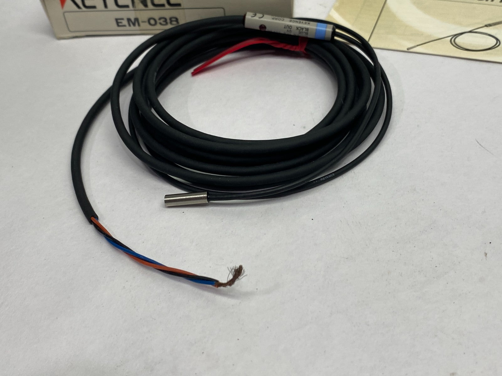 Keyence EM-038 Proximity Sensor Main Unit, Shielded Type, f3.8, NPN, NO BRACKET - Maverick Industrial Sales