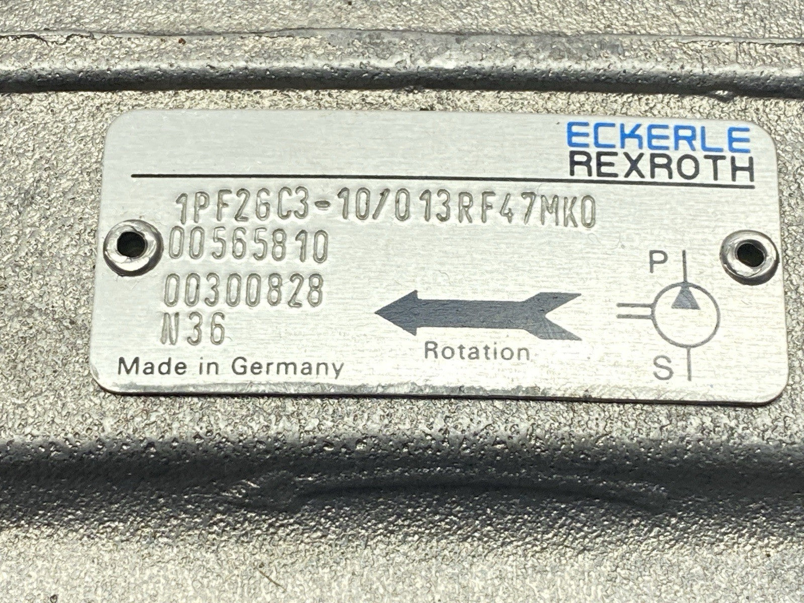 Rexroth 1PF2GG3-10/010RE47MU2 Hydraulic Pump 1PF2GC3-10/013RF47MK0 00565810 - Maverick Industrial Sales