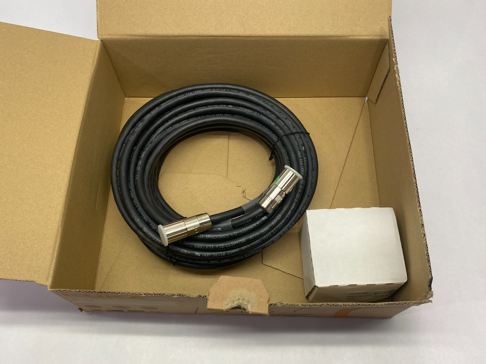 Kuka 00-138-452 Reference Switch Module, 15m Straight KRC4 Cable MISSING BRACKET - Maverick Industrial Sales