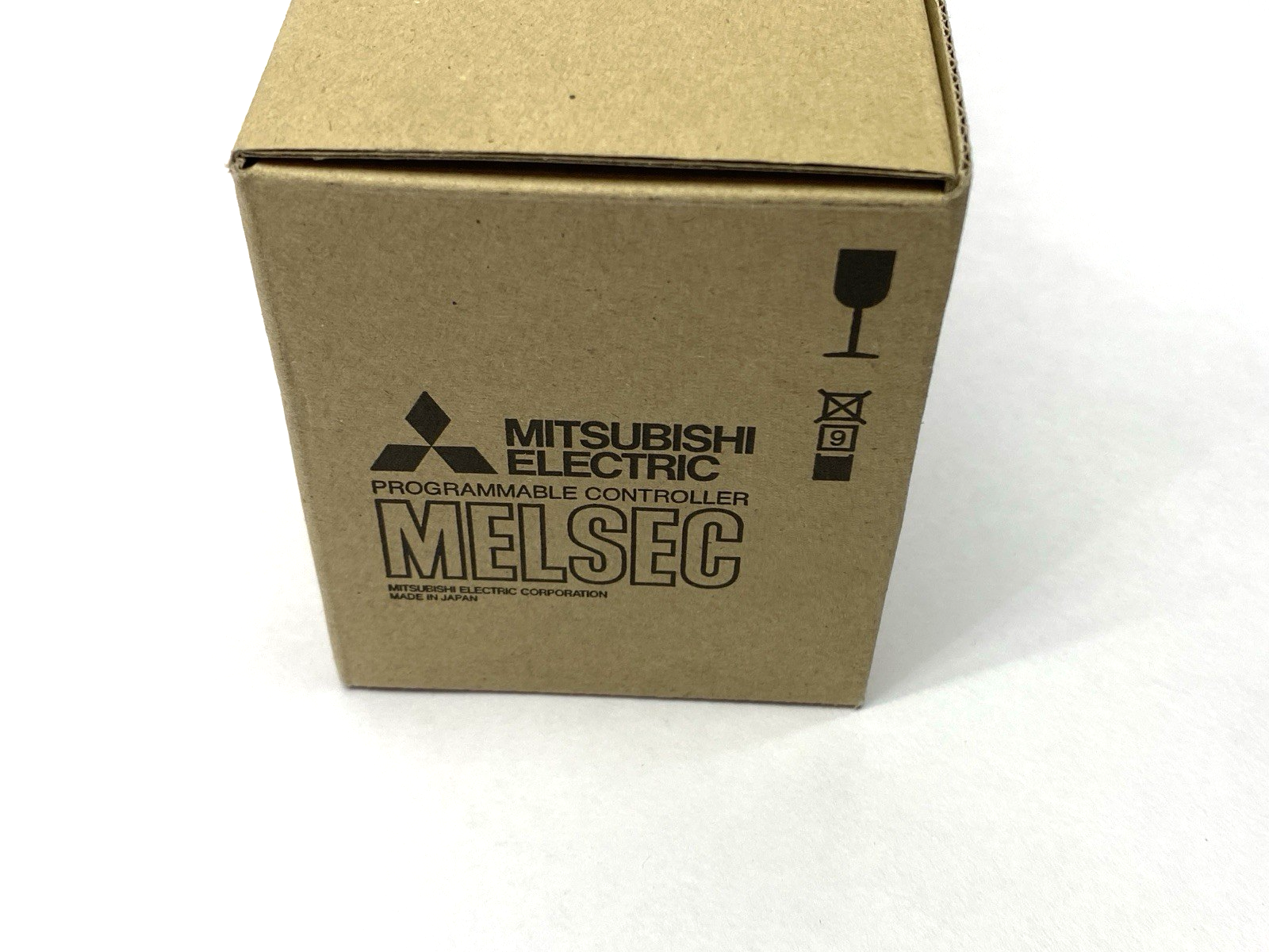 NZ2EX2B1N-16D | Mitsubishi Digital Input Expansion Unit Module - New - Maverick Industrial Sales