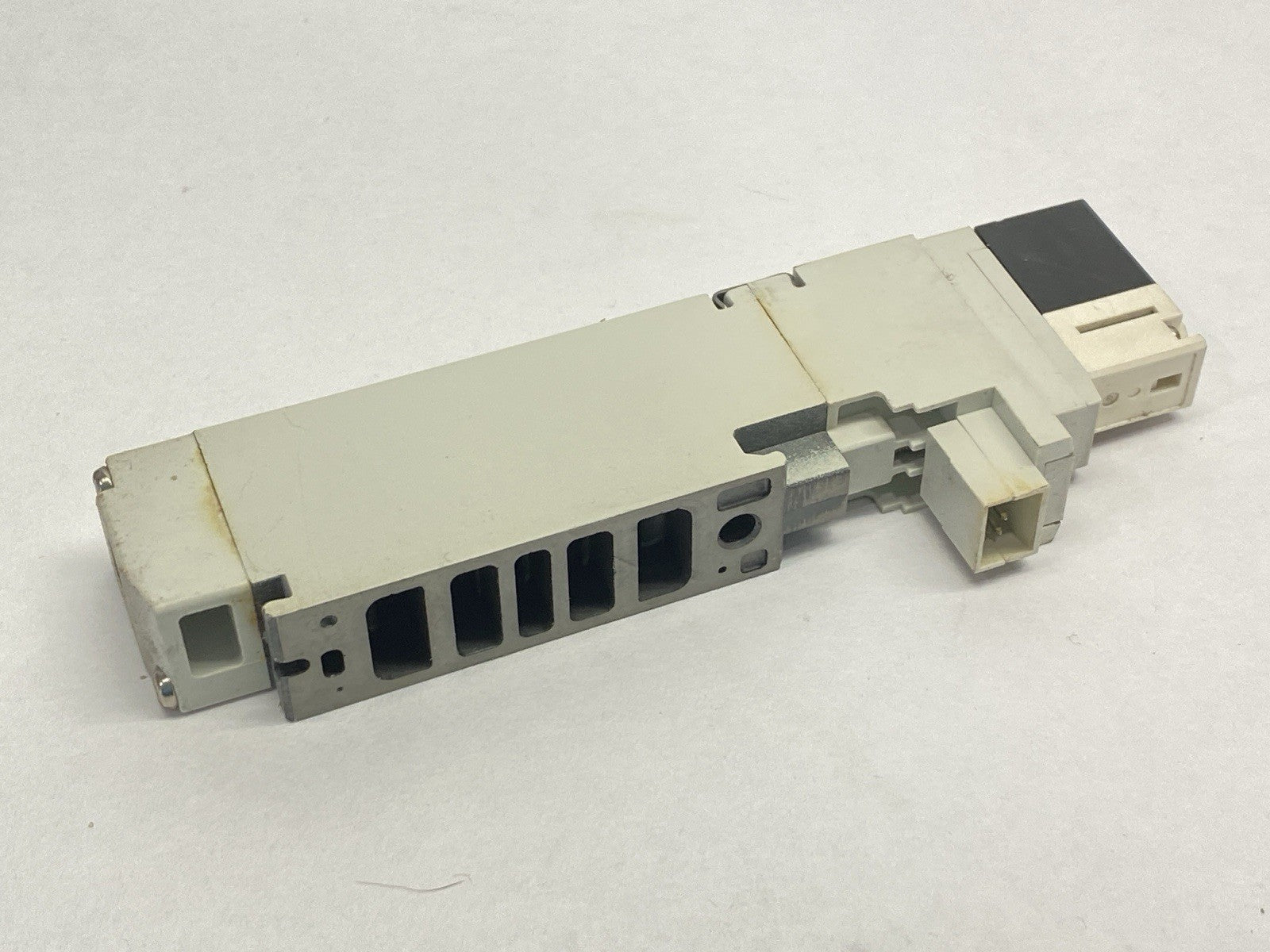SMC VQ2100N-5 Pneumatic Solenoid Valve 5 Port 24VDC 1W - Maverick Industrial Sales