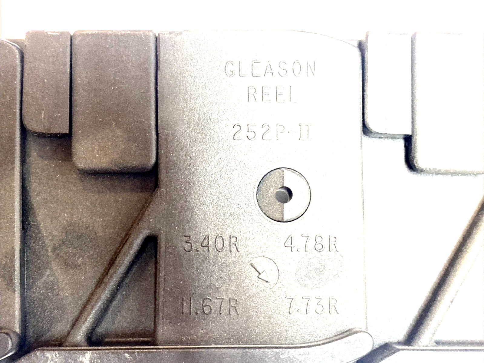 Gleason Reel 252P-II Energy Chain Cable Carrier 20 Links - Maverick Industrial Sales