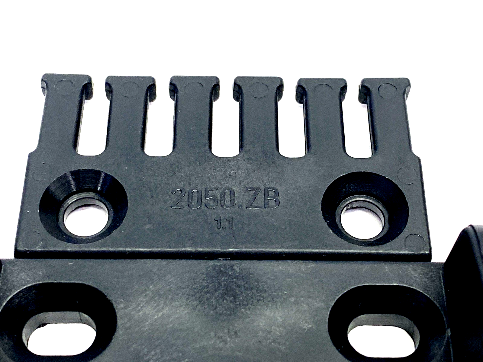 Igus 2050-12PZB E-Chain Energy Chain Mounting Bracket Set, Tiewrap, 2050.12PZB - Maverick Industrial Sales