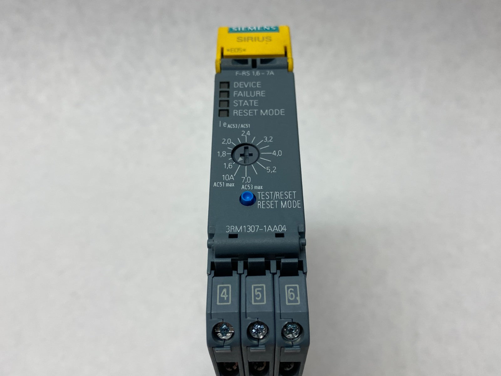 Siemens 3RM1307-1AA04 SIRIUS Fail-Safe Reversing Starter MISSING TERMINAL COVER - Maverick Industrial Sales