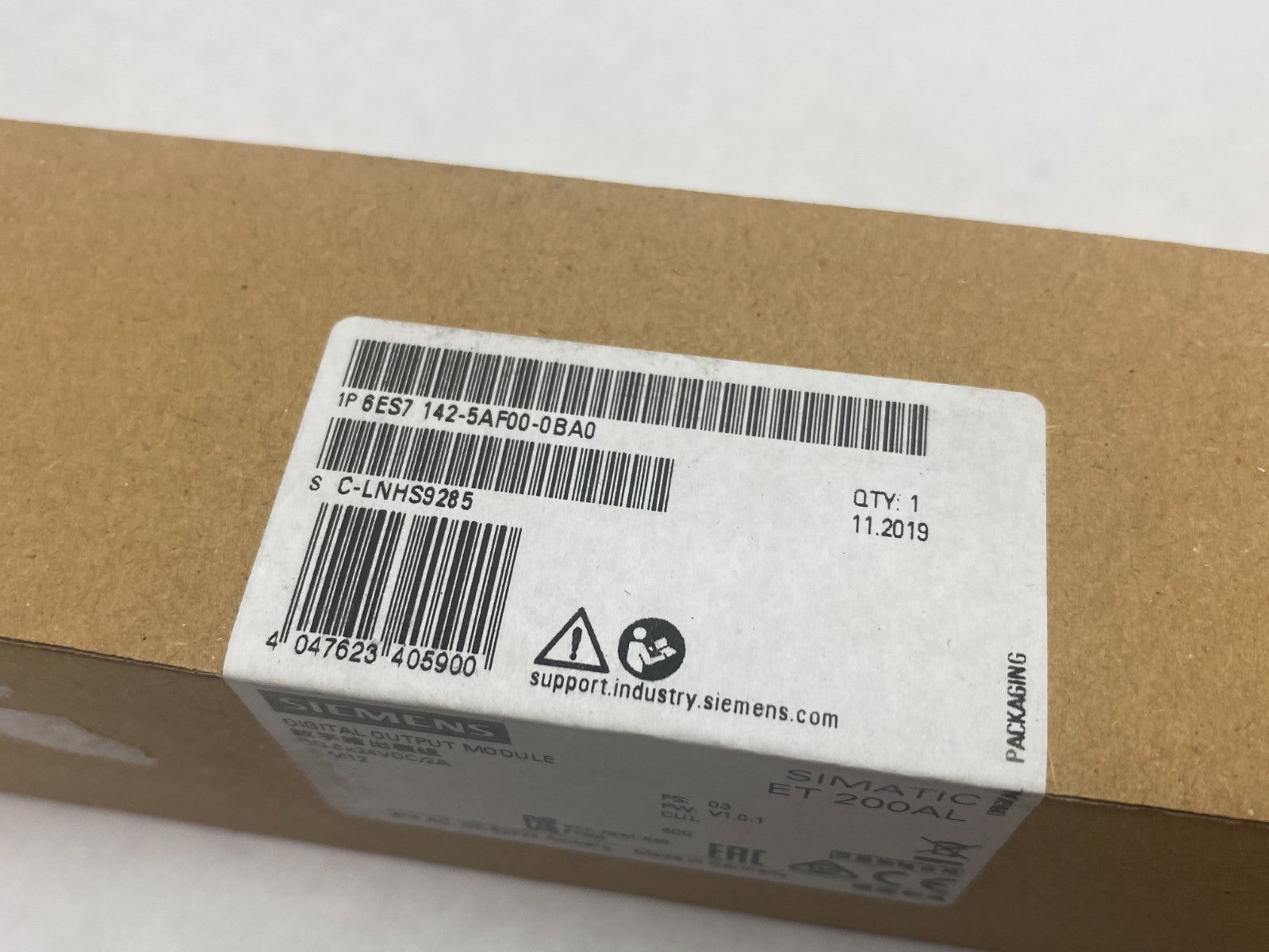 Siemens 6ES7 142-5AF00-0BA0 SIMATIC ET 200AL Digital Output Module 8x24VDC/2A - Maverick Industrial Sales