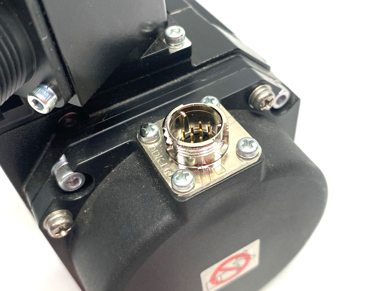 HG-JR734K | Mitsubishi Electric Brushless AC Servo Motor, Rotary, Keyed Shaft - New – Open box - Maverick Industrial Sales