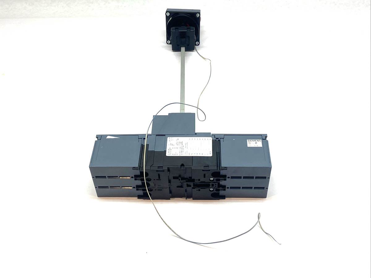 3VA5135-5ED36-0AA0,3VA9137-0FK37 | Siemens 3VA5135-5ED36-0AA0 Circuit Breaker 3-Pole w/ 3VA9137-0FK37 Switch - Used - Maverick Industrial Sales