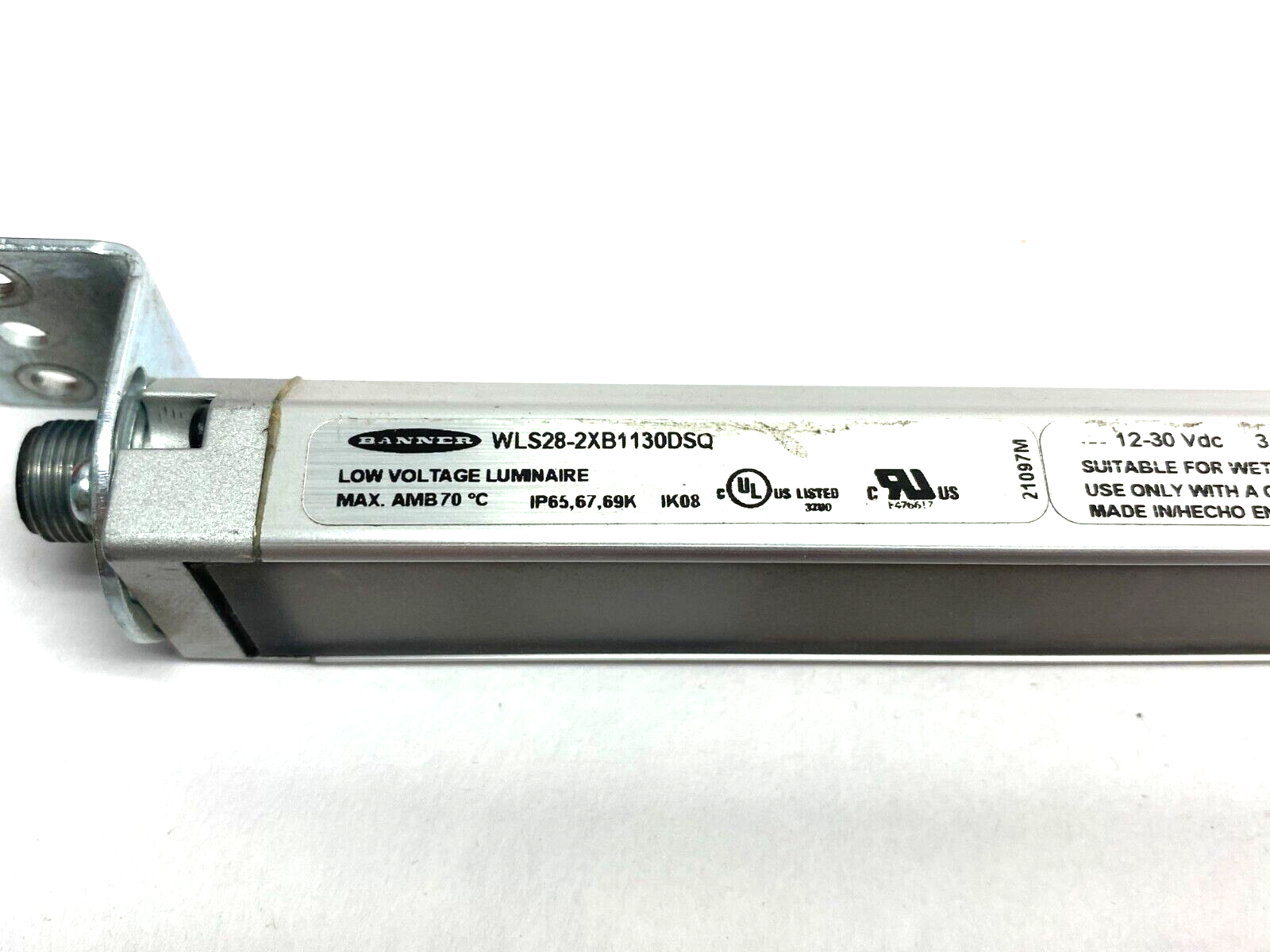 Banner WLS28-2XB1130DSQ Luminaire Work Light Strip Low Voltage 12-30VDC 3.2A - Maverick Industrial Sales
