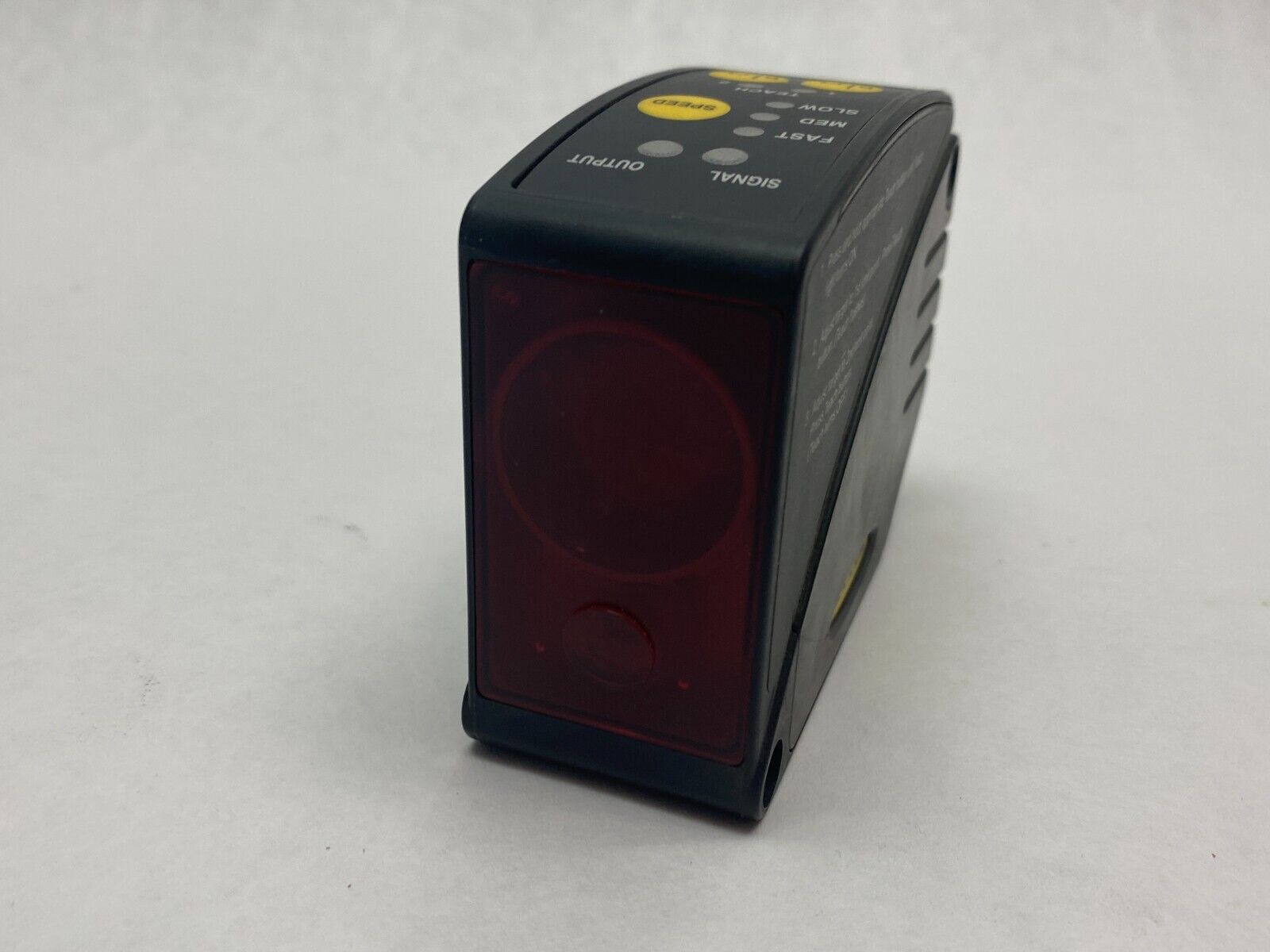 Banner LT3BDQ L-GAGE Laser Diffuse Time-Of-Flight Sensor 300mm to 5m 65516 - Maverick Industrial Sales