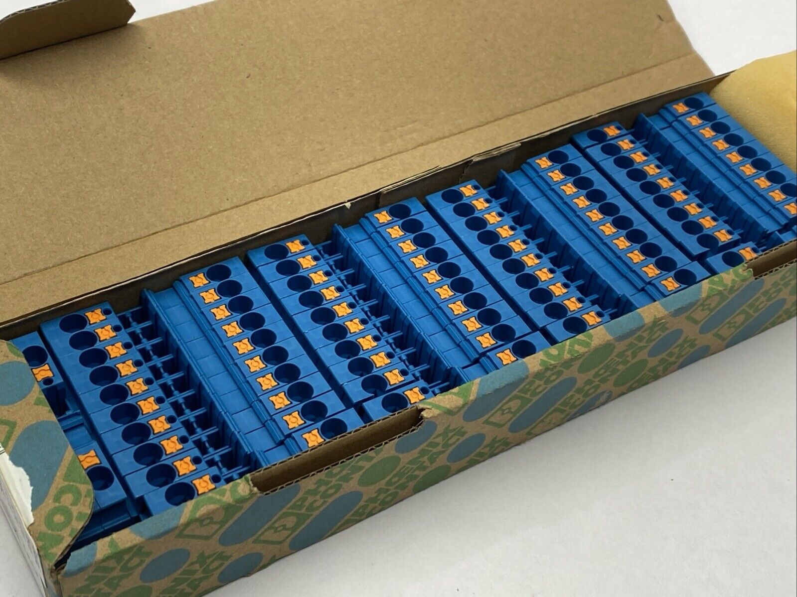 Phoenix Contact PT 4 BU Feed-Through Terminal Block Blue 3211760 LOT OF 43 - Maverick Industrial Sales
