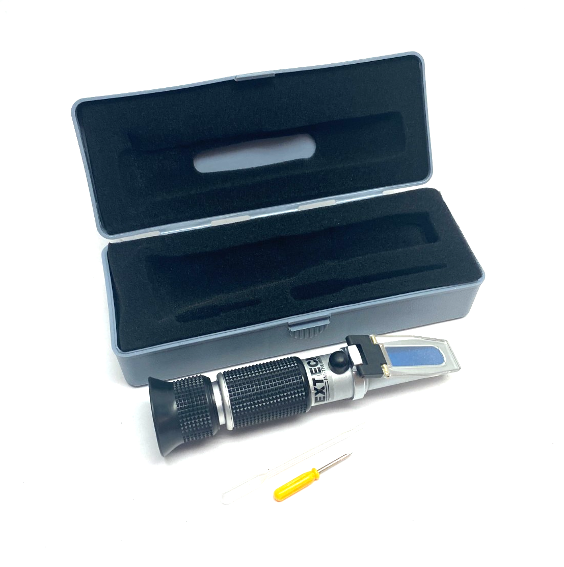 Extech Instruments RF15 Portable Brix Refractometer - Maverick Industrial Sales