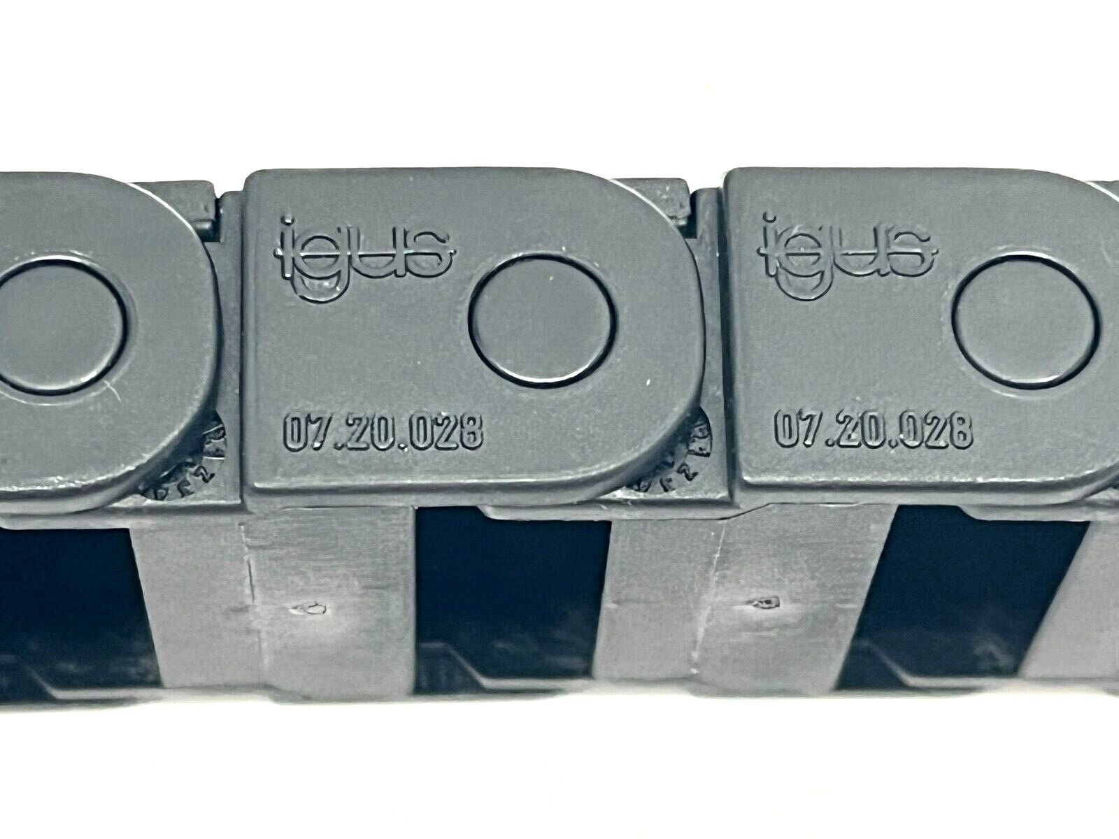 Igus 07-20-028-0 Cable Carrier 1.06" Width Length 73" 92 Links - Maverick Industrial Sales