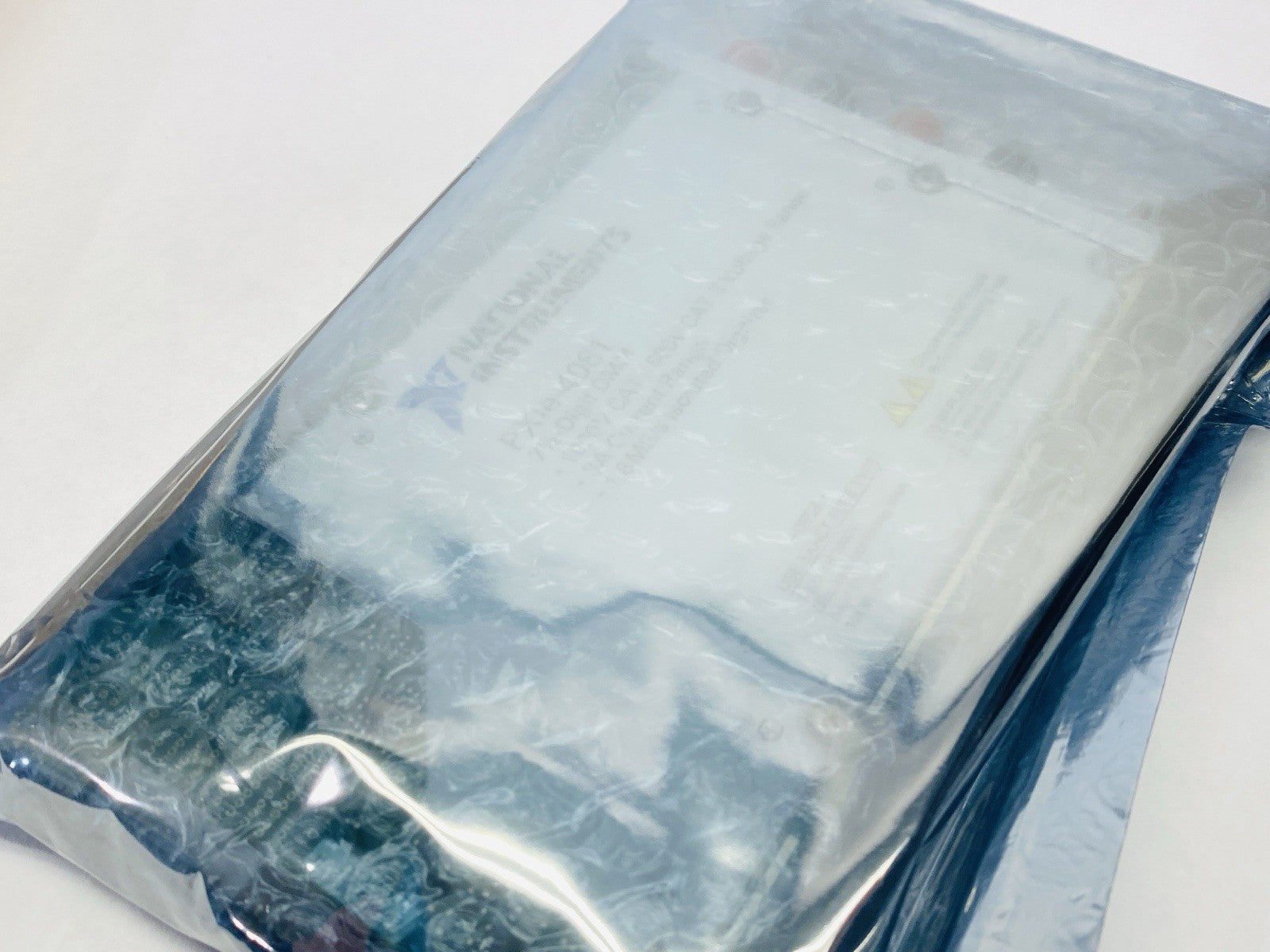 National Instruments 783130-01 7 1/2 Digit DMM And 1000V Digitizer PXIE-4081 - Maverick Industrial Sales