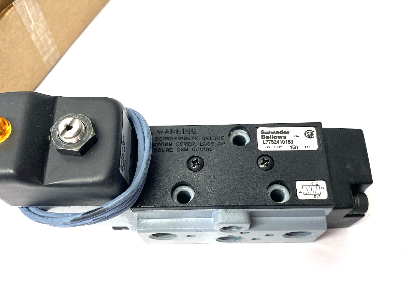 L7752410153 | Parker Schrader Bellows Valvair SprintTM Single Solenoid Valve DPP - New – Open box - Maverick Industrial Sales