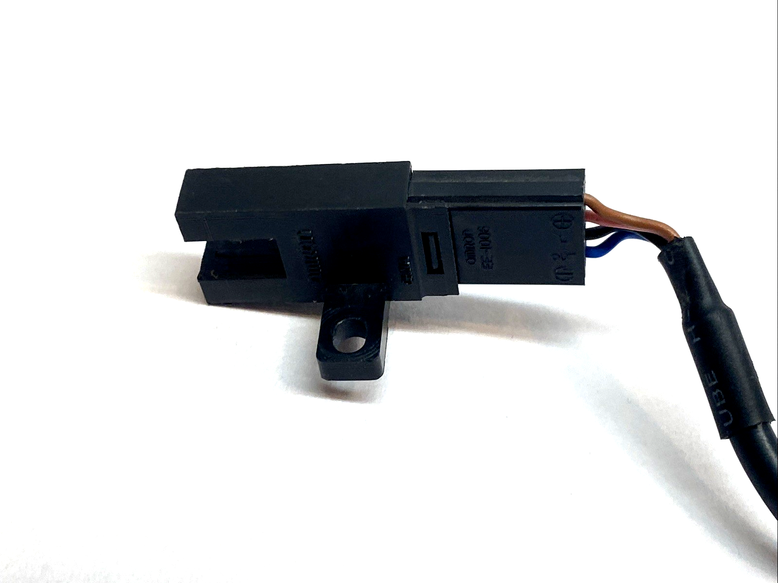| Omron EE-SX472 Slot Photo Interrupter 5mm NPN Light-ON 5–24VDC 100mA - Used - Maverick Industrial Sales