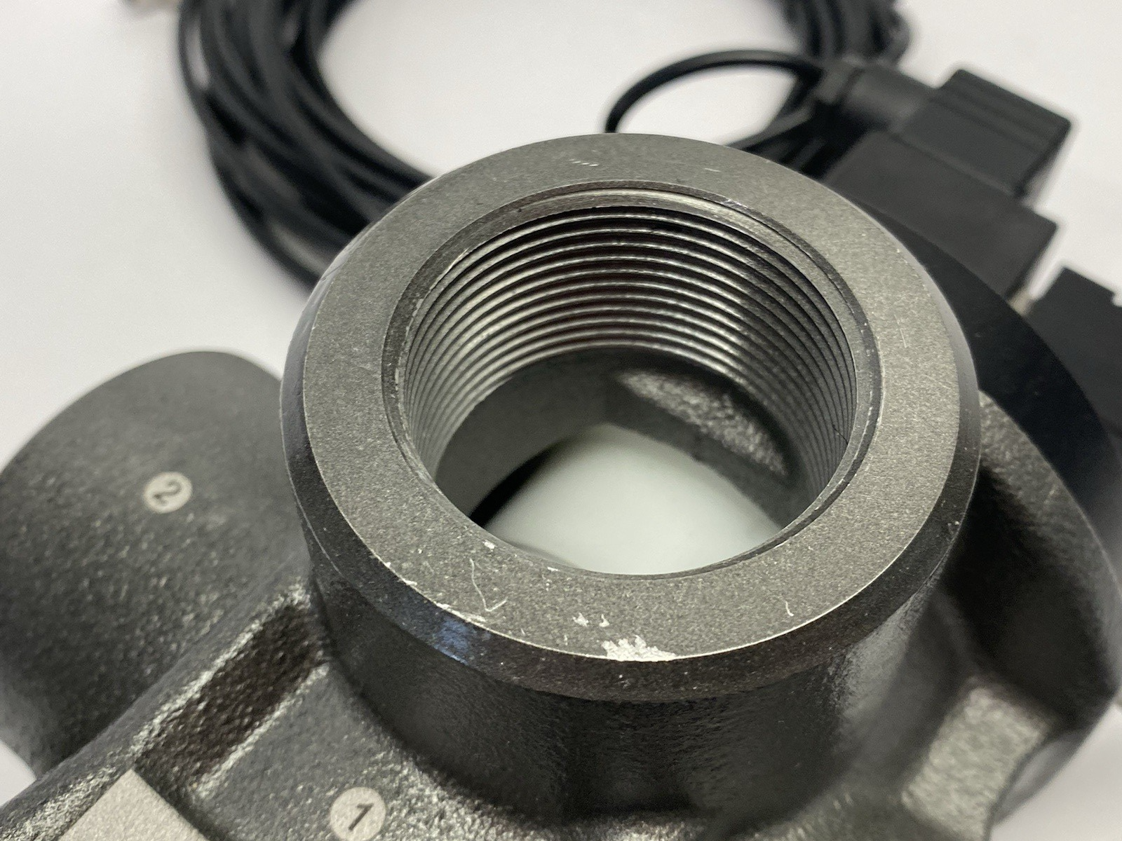 MF-G3061 | MEC Fluid 2 Servo-Assisted Vacuum Valve 3-Way, 1-1/2" Ports, Comp. Air - New Other - Maverick Industrial Sales
