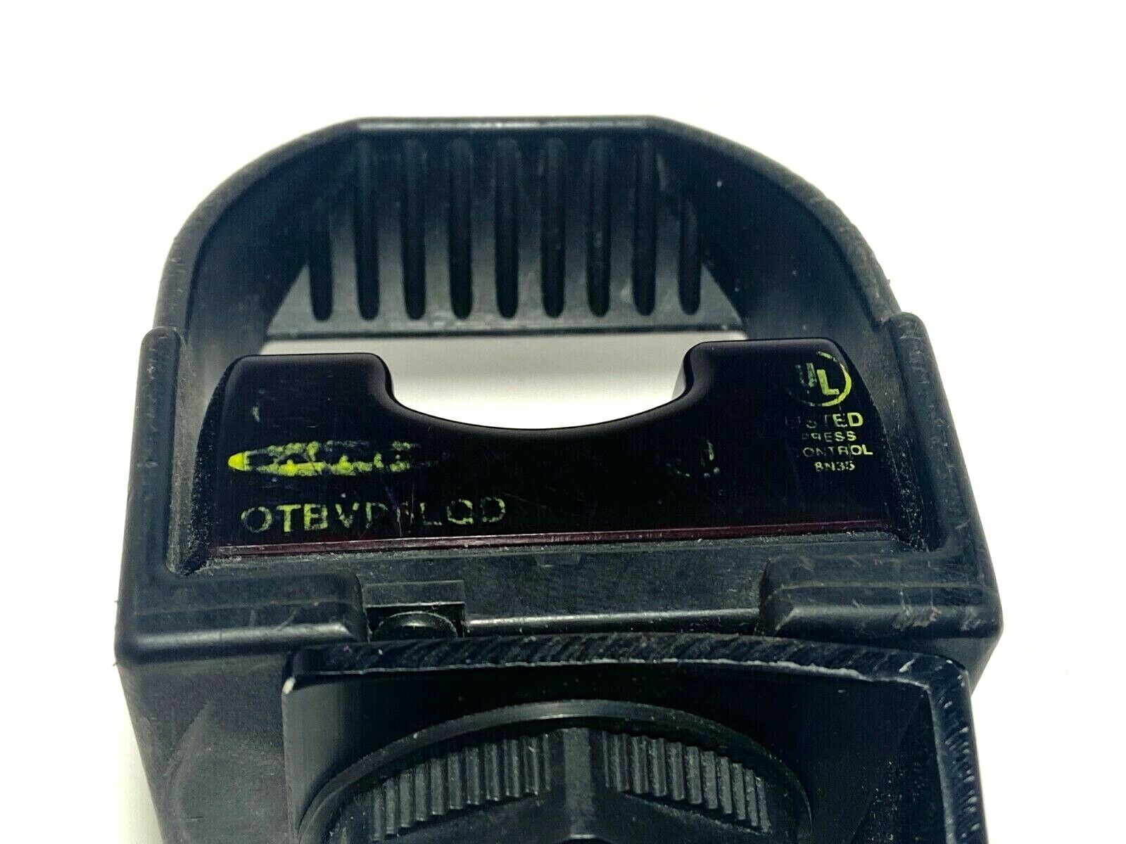 Banner OTBVP6LQD Optical Touch Button w/ Guard & Mounting Bracket - Maverick Industrial Sales